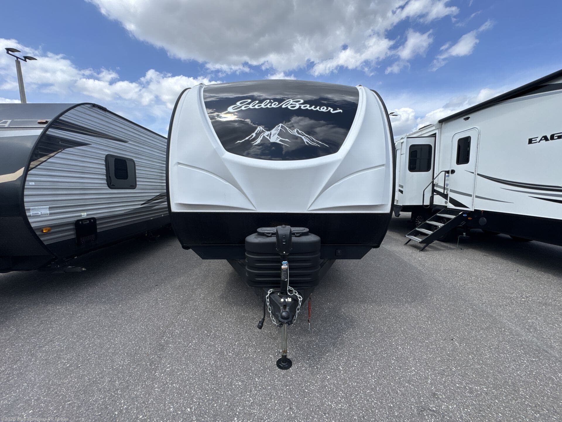 2024 Heartland Eddie Bauer 262BH - Used Travel Trailer For Sale by Blue Compass RV Tampa in Dover, Florida