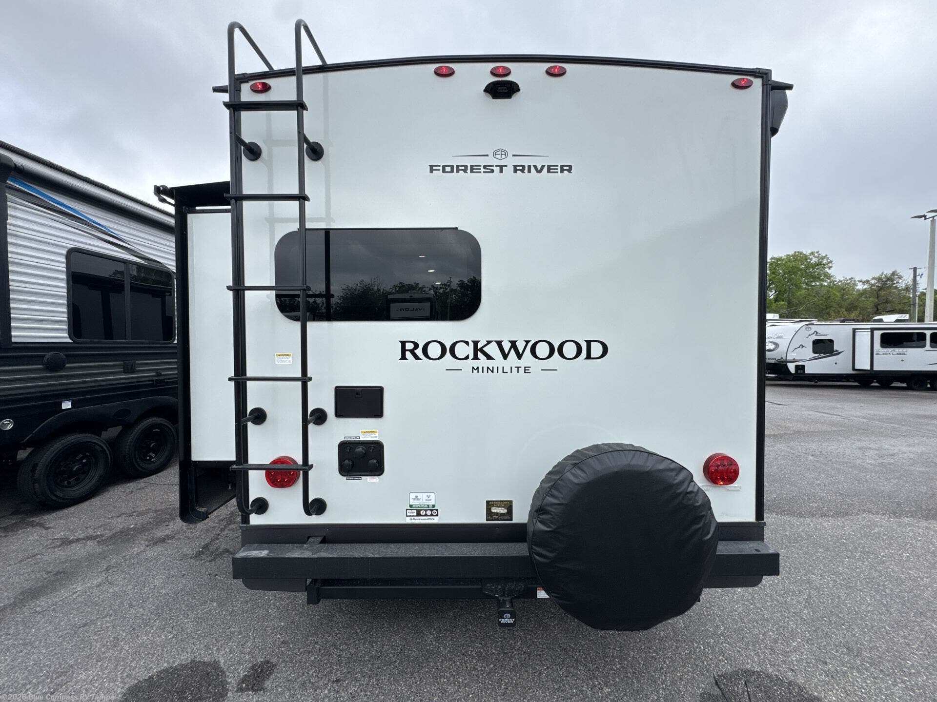 2026 Rockwood Mini Lite 2522FB by Forest River from Blue Compass RV Tampa in Dover, Florida