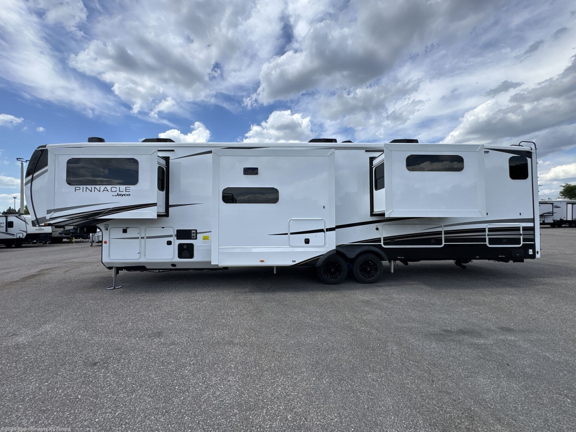 New 2026 Jayco Pinnacle 39FLOK available in Dover, Florida