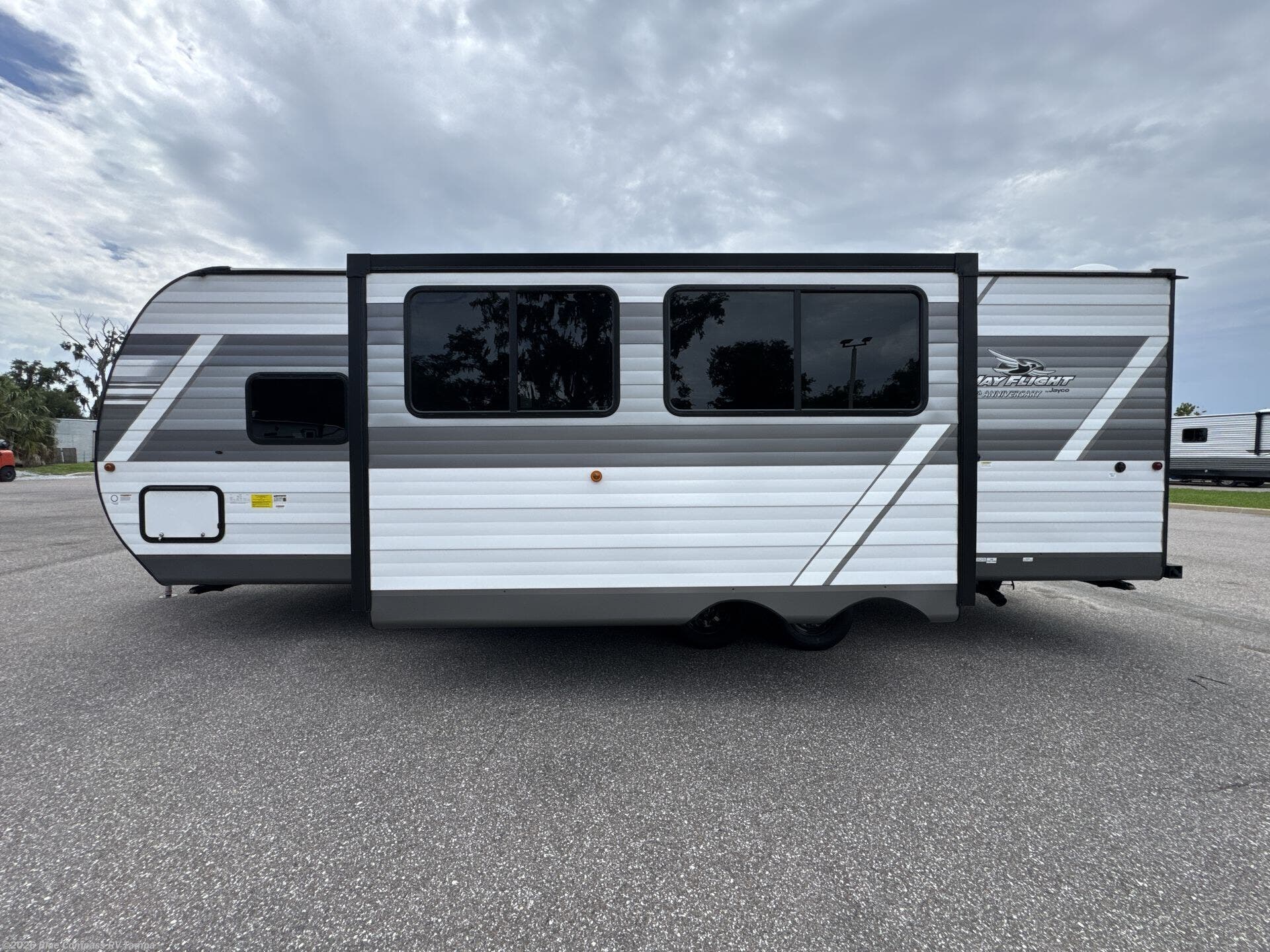 2027 Jay Flight SLX 261BHS by Jayco from Blue Compass RV Tampa in Dover, Florida