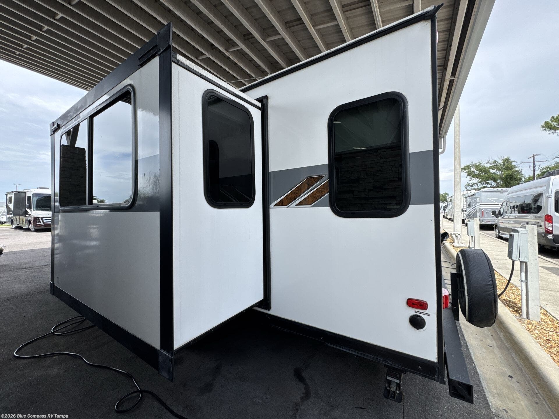 Used 2024 Forest River Wildwood X-Lite 24RLXL available in Dover, Florida