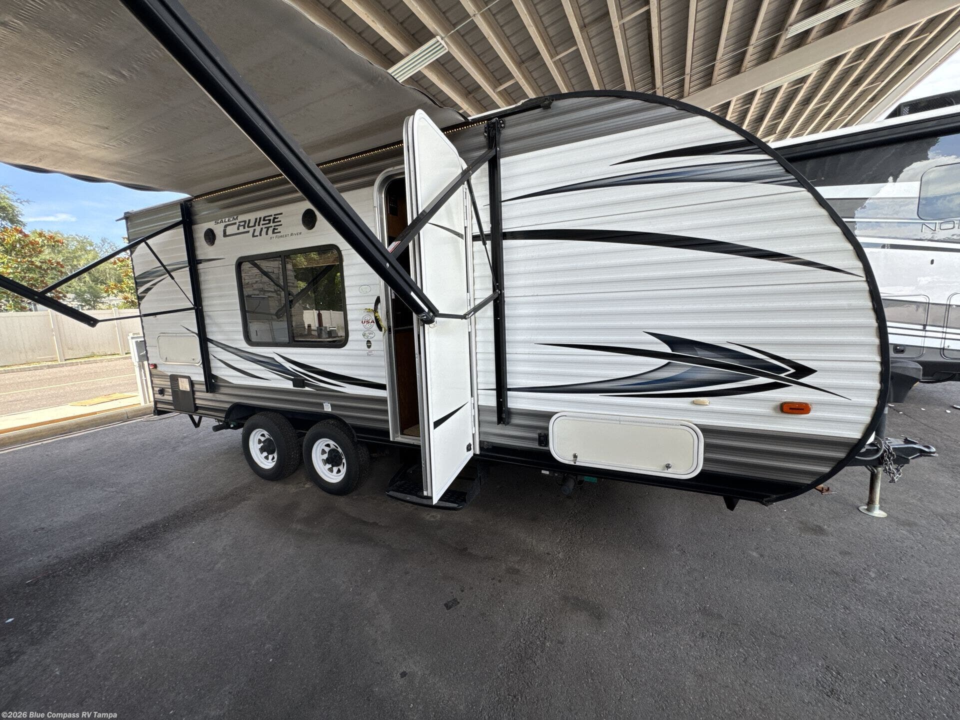 Used 2016 Forest River Salem Cruise Lite 171BH available in Dover, Florida