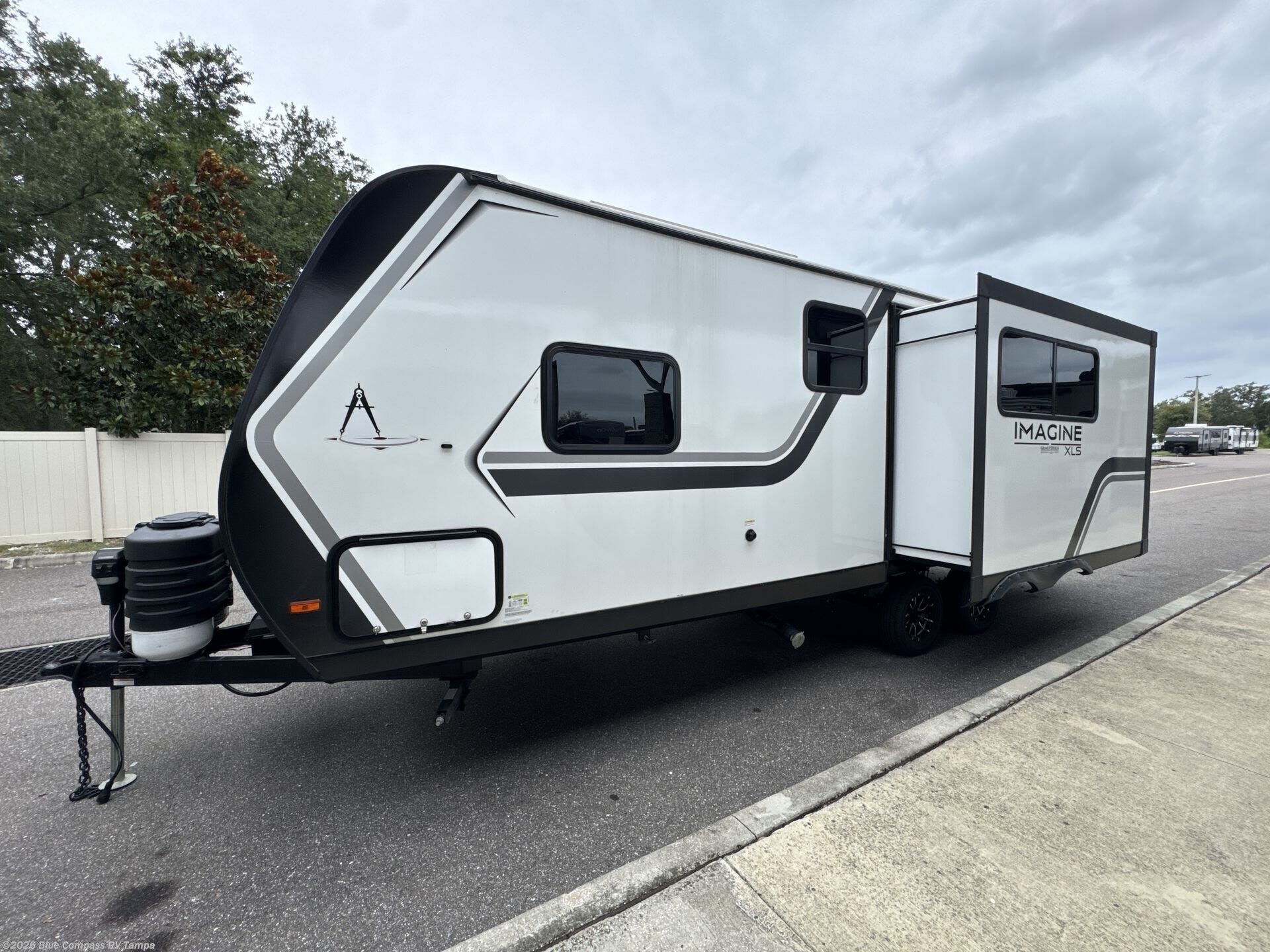 2025 Grand Design Imagine 23LDE - Used Travel Trailer For Sale by Blue Compass RV Tampa in Dover, Florida