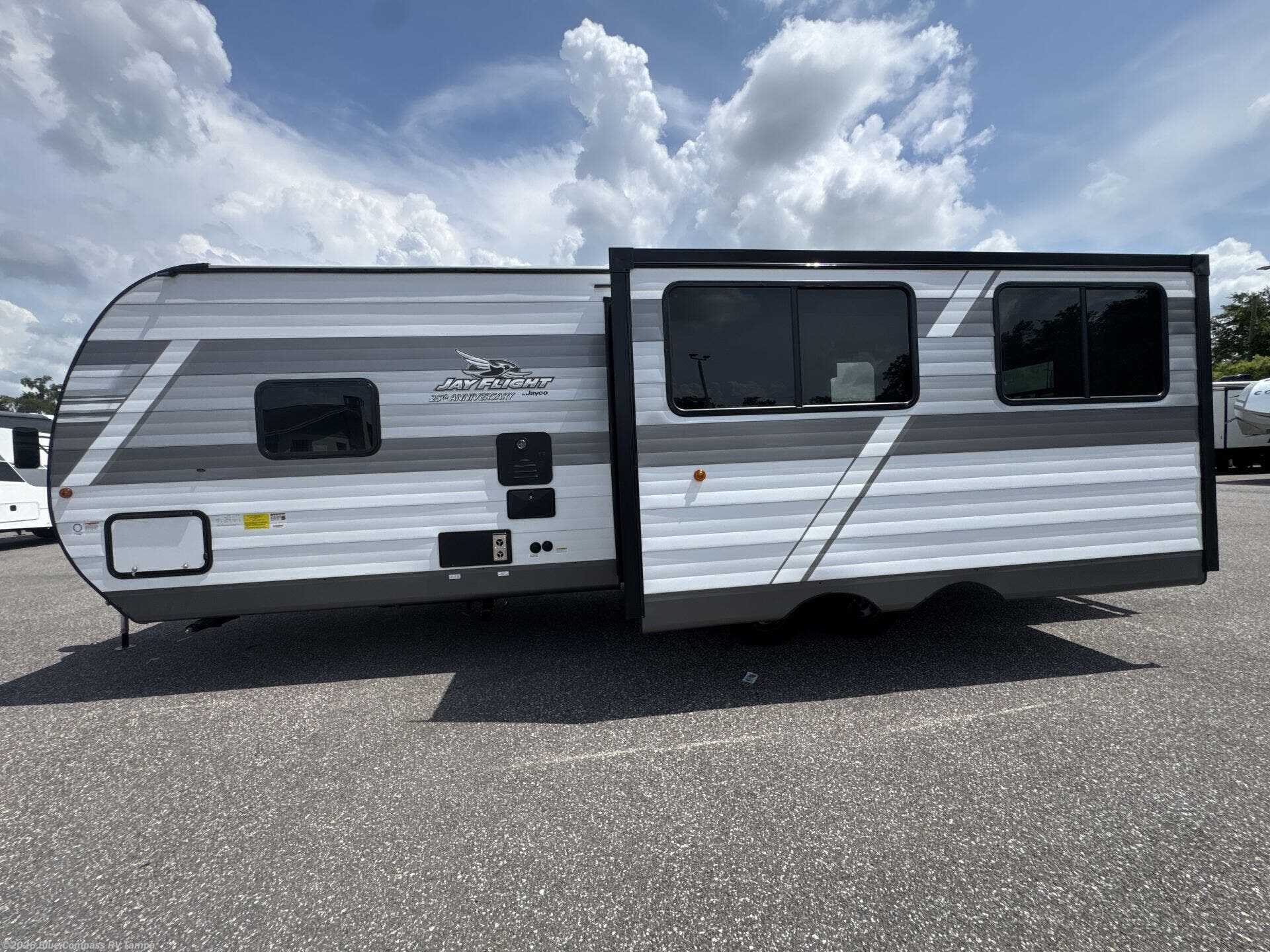 2027 Jayco Jay Flight 262RLS - New Travel Trailer For Sale by Blue Compass RV Tampa in Dover, Florida