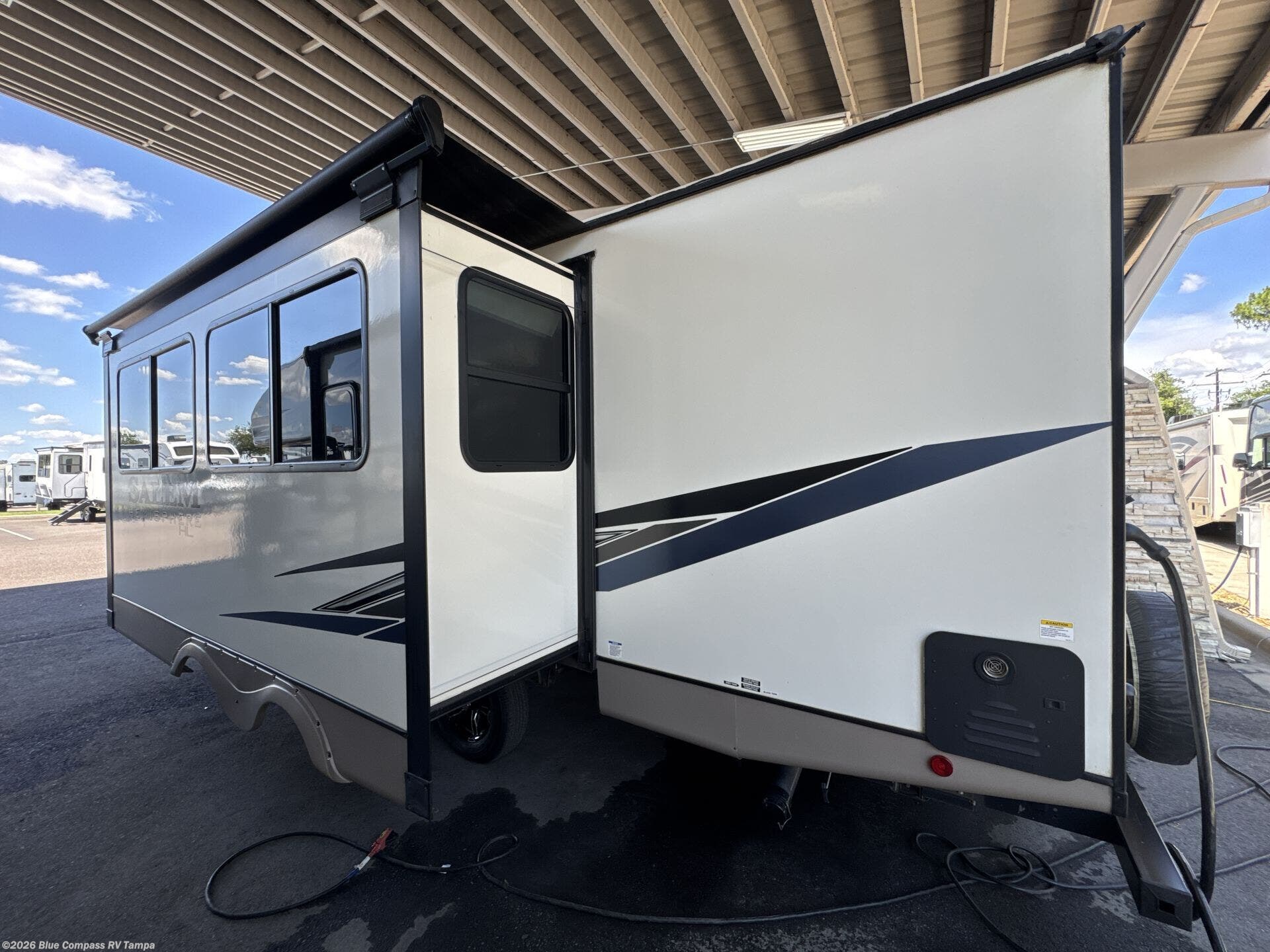 Used 2024 Forest River Salem Hemisphere Hyper-Lyte 25RBHL available in Dover, Florida