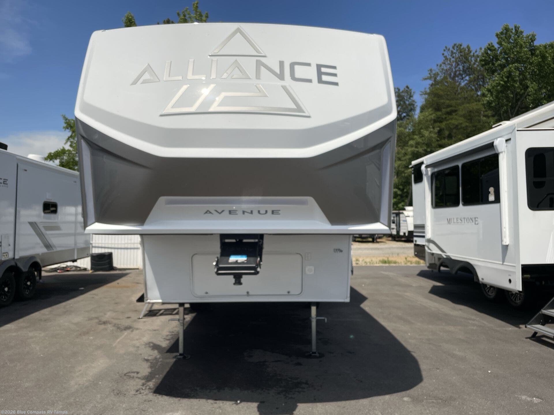 2027 Avenue All-Access 25RL by Alliance RV from Blue Compass RV Tampa in Dover, Florida