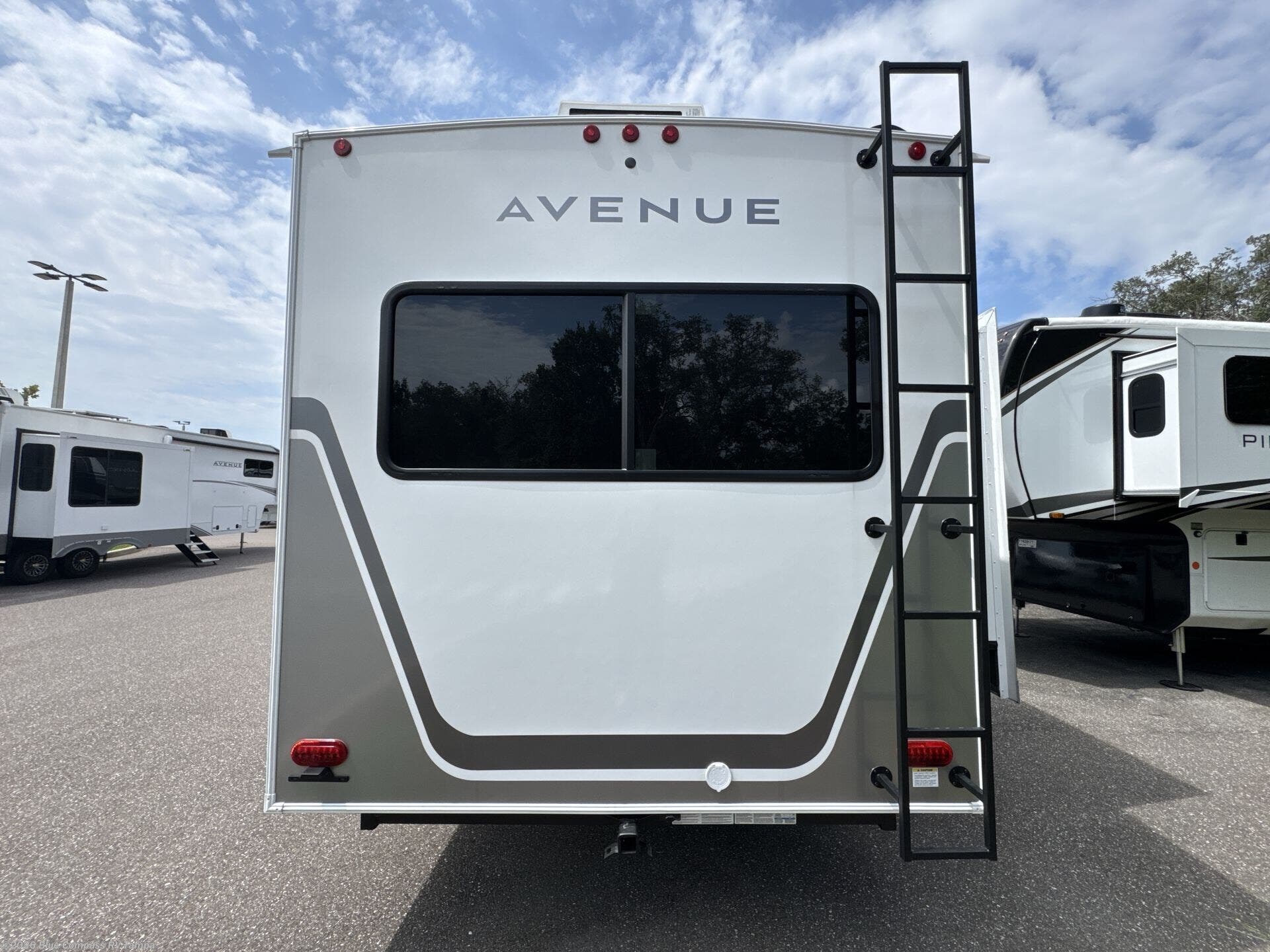 New 2027 Alliance RV Avenue All-Access 25RL available in Dover, Florida