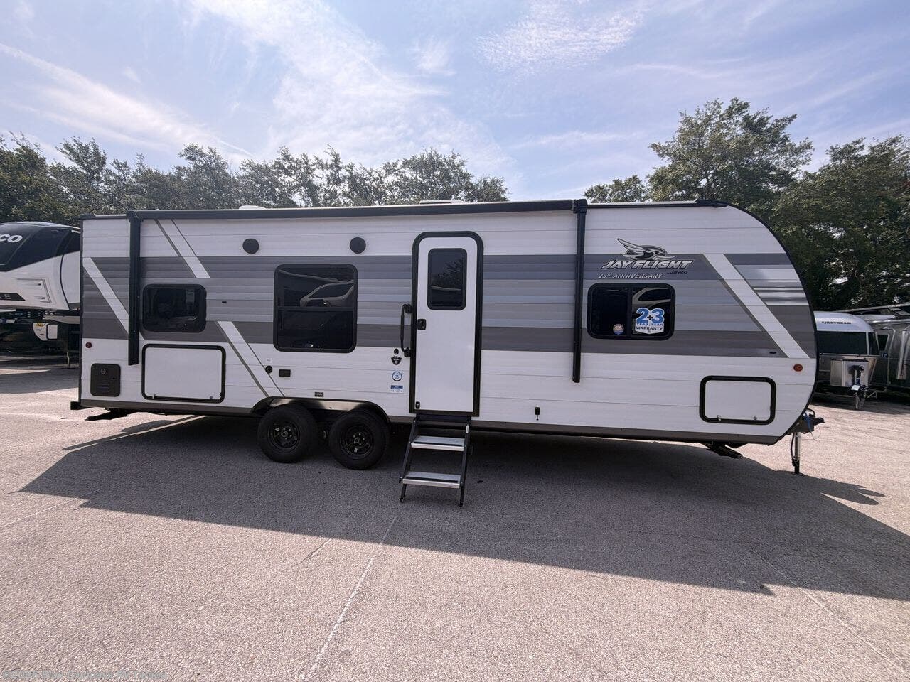 New 2027 Jayco Jay Flight 260BH available in Dover, Florida