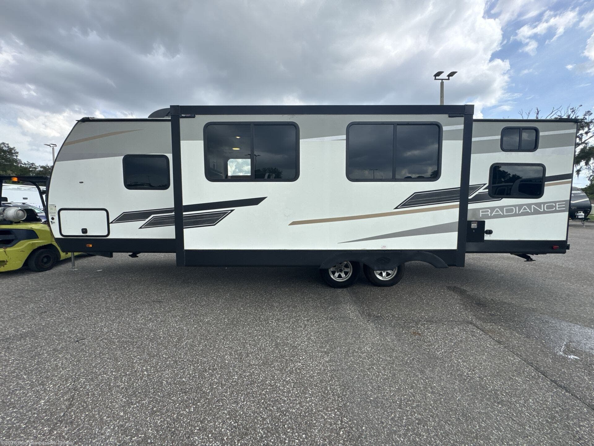 Used 2022 Cruiser RV Radiance Ultra Lite 28QD available in Dover, Florida
