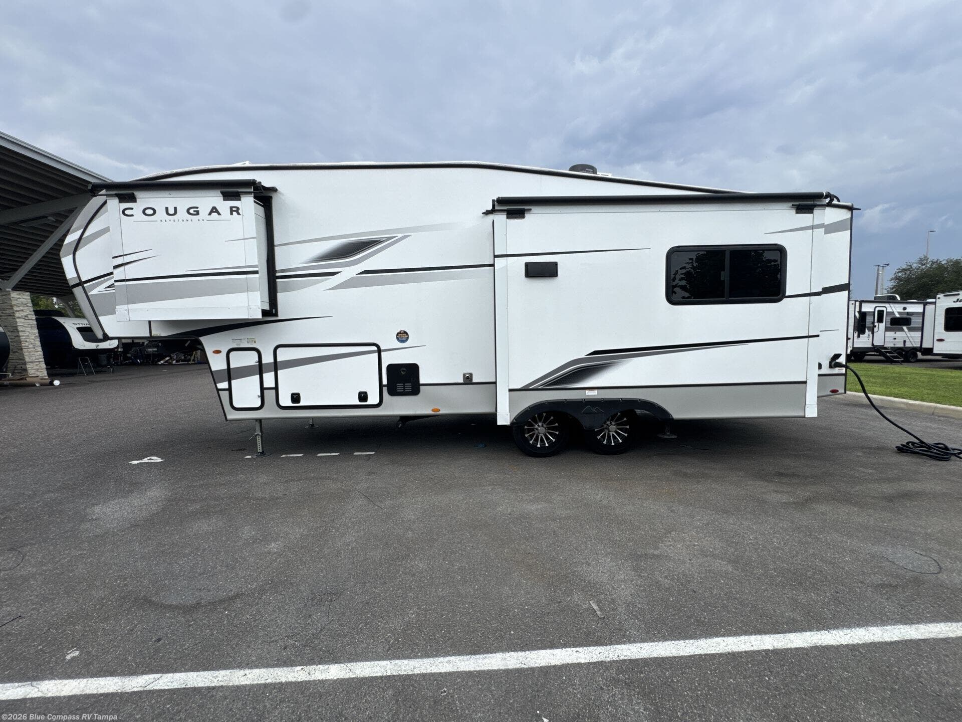 2025 Cougar Half-Ton 27SGS by Keystone from Blue Compass RV Tampa in Dover, Florida