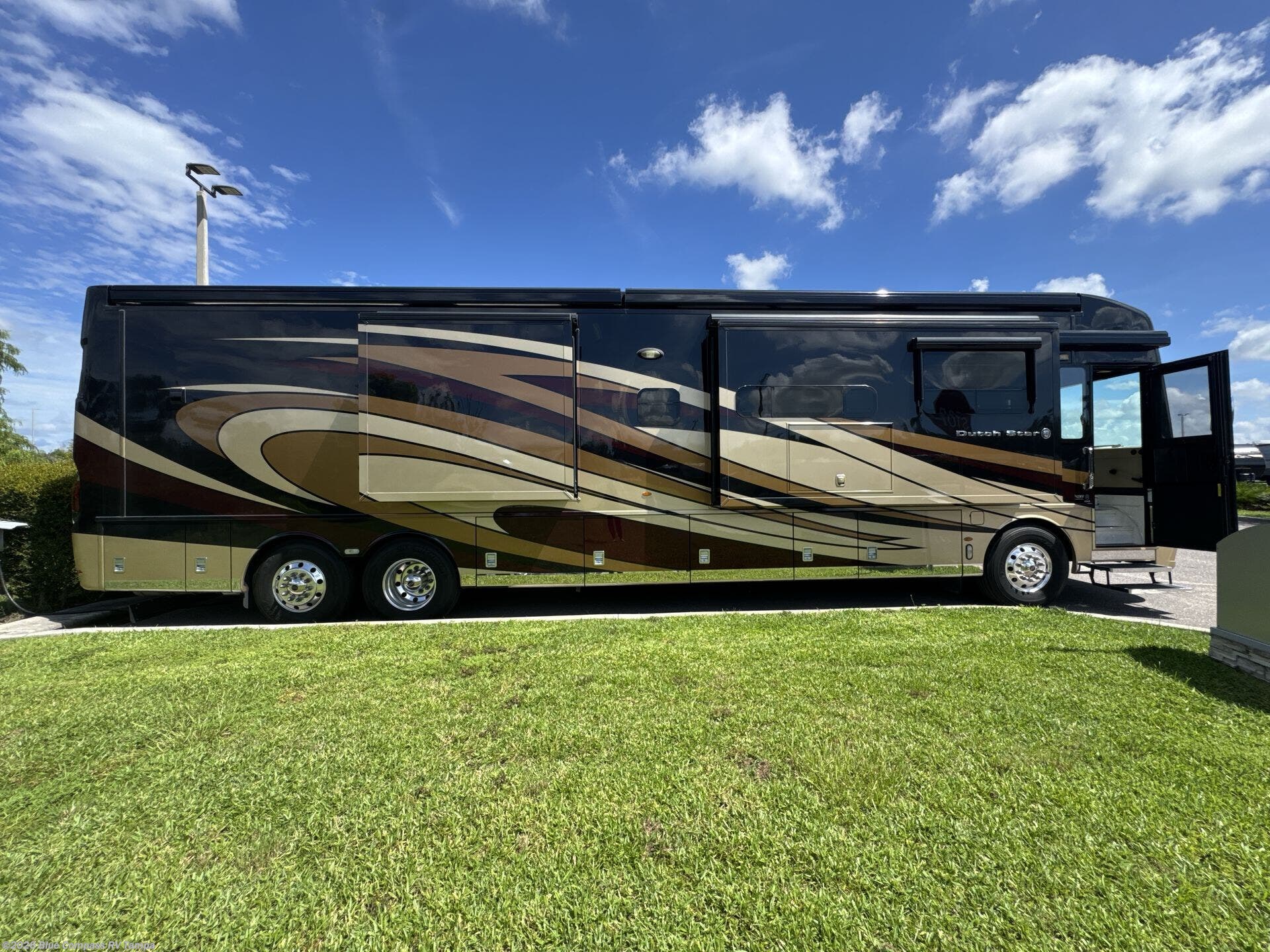 Used 2018 Newmar Dutch Star 4362 available in Dover, Florida