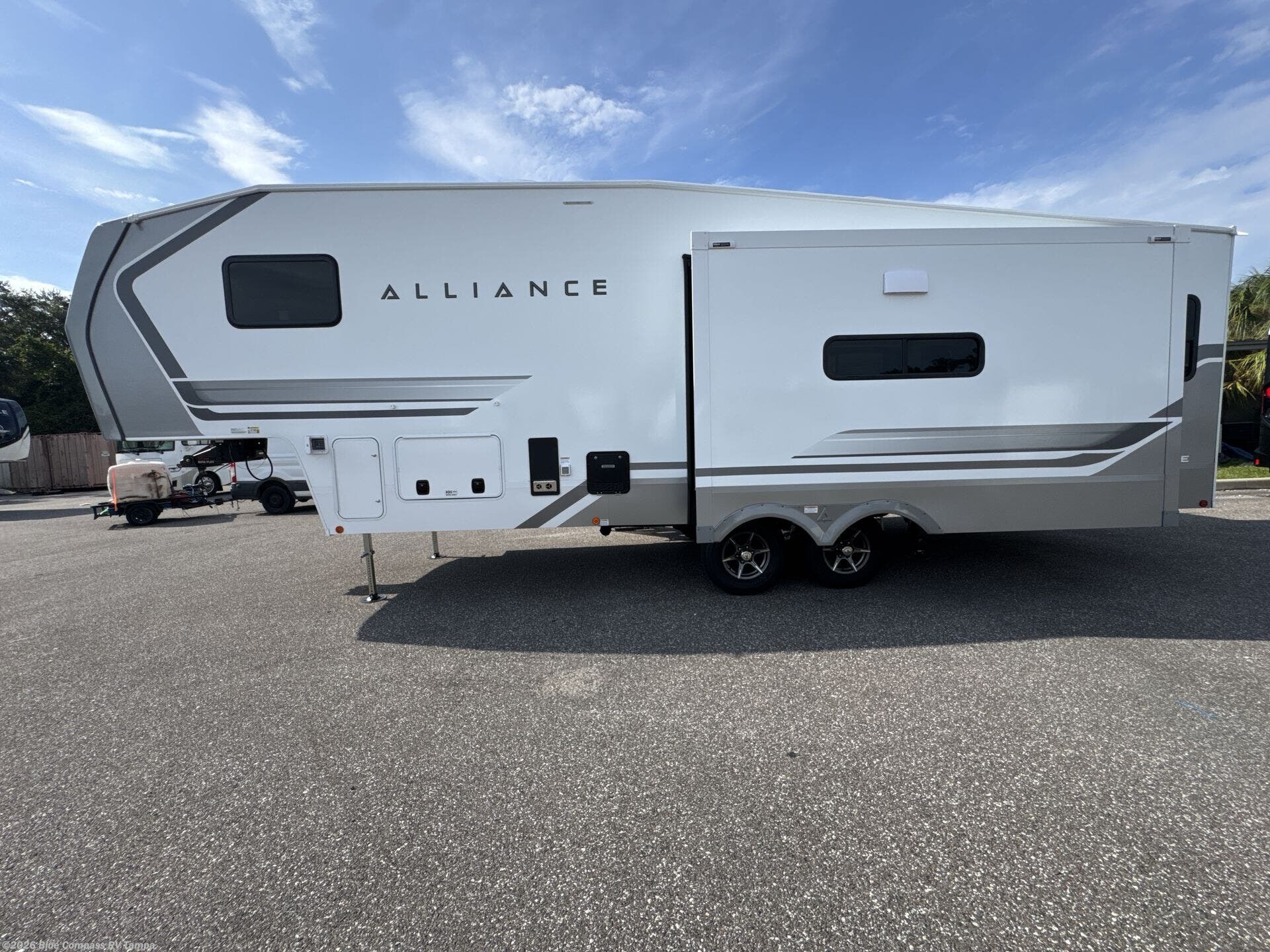 2027 Avenue All-Access 29RL by Alliance RV from Blue Compass RV Tampa in Dover, Florida