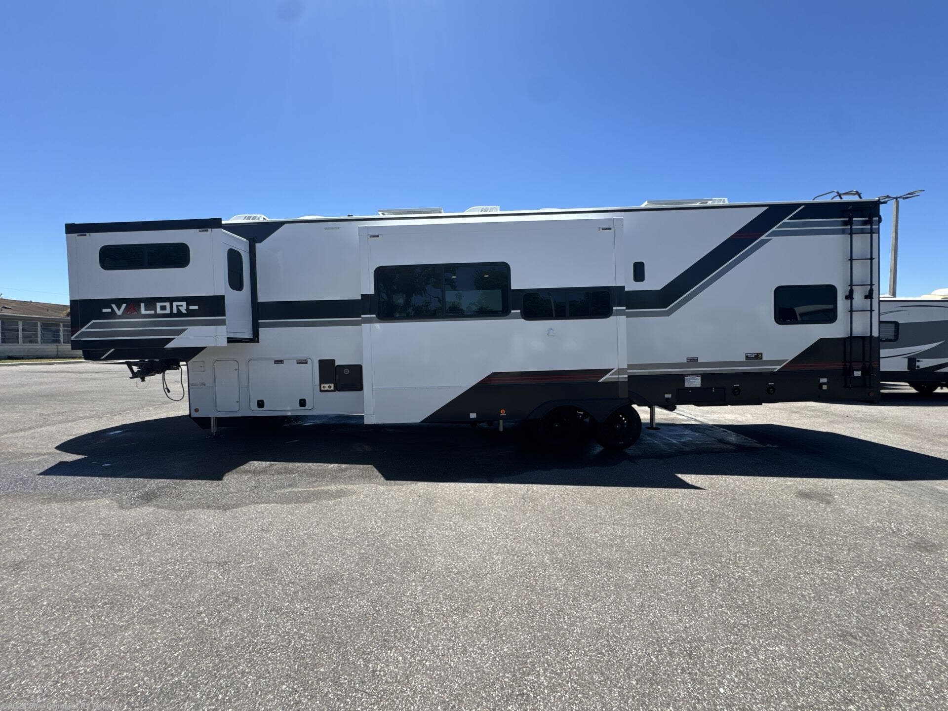 New 2026 Alliance RV Valor 37V11 available in Dover, Florida