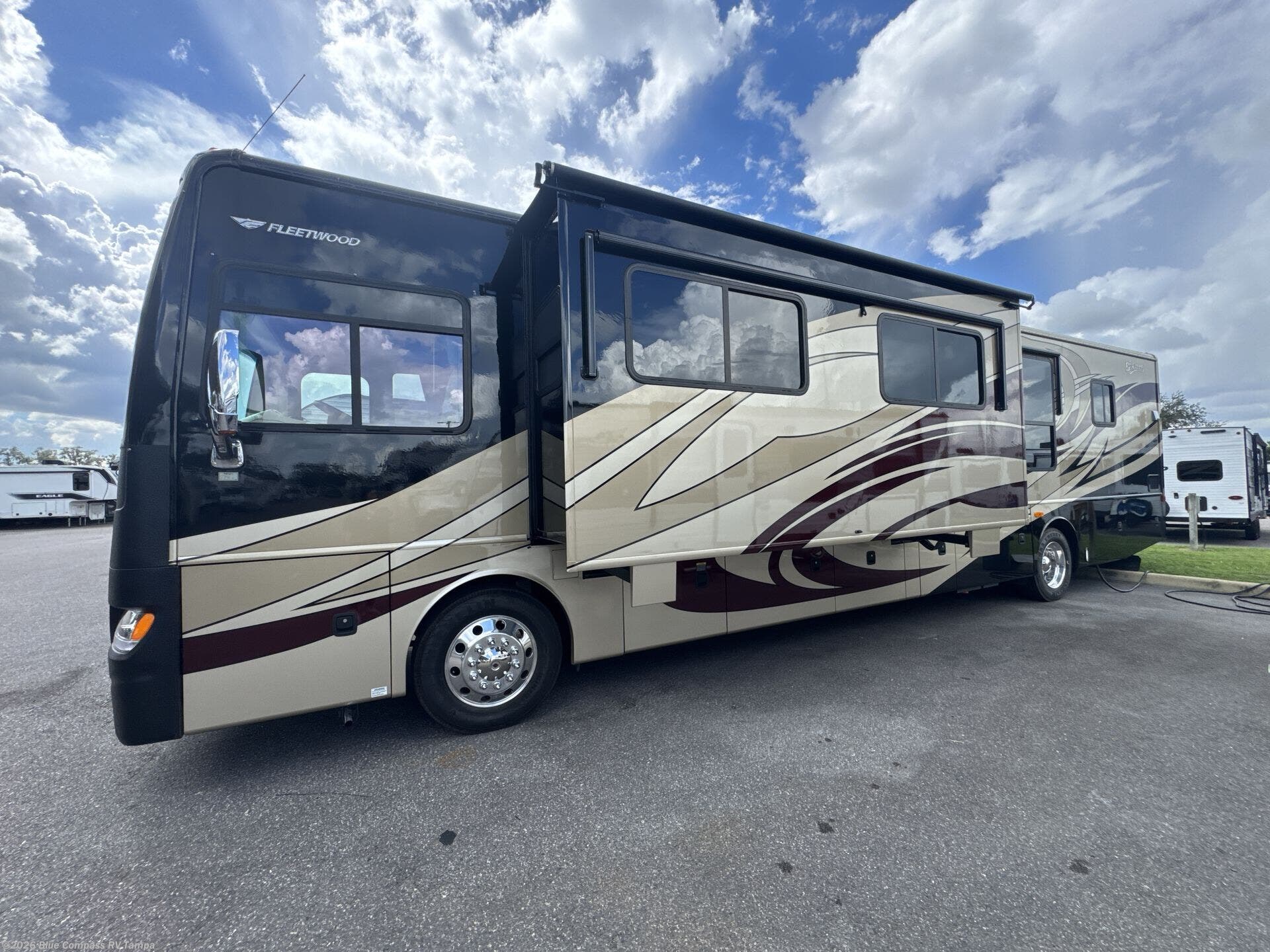 2010 Discovery 40X by Fleetwood from Blue Compass RV Tampa in Dover, Florida