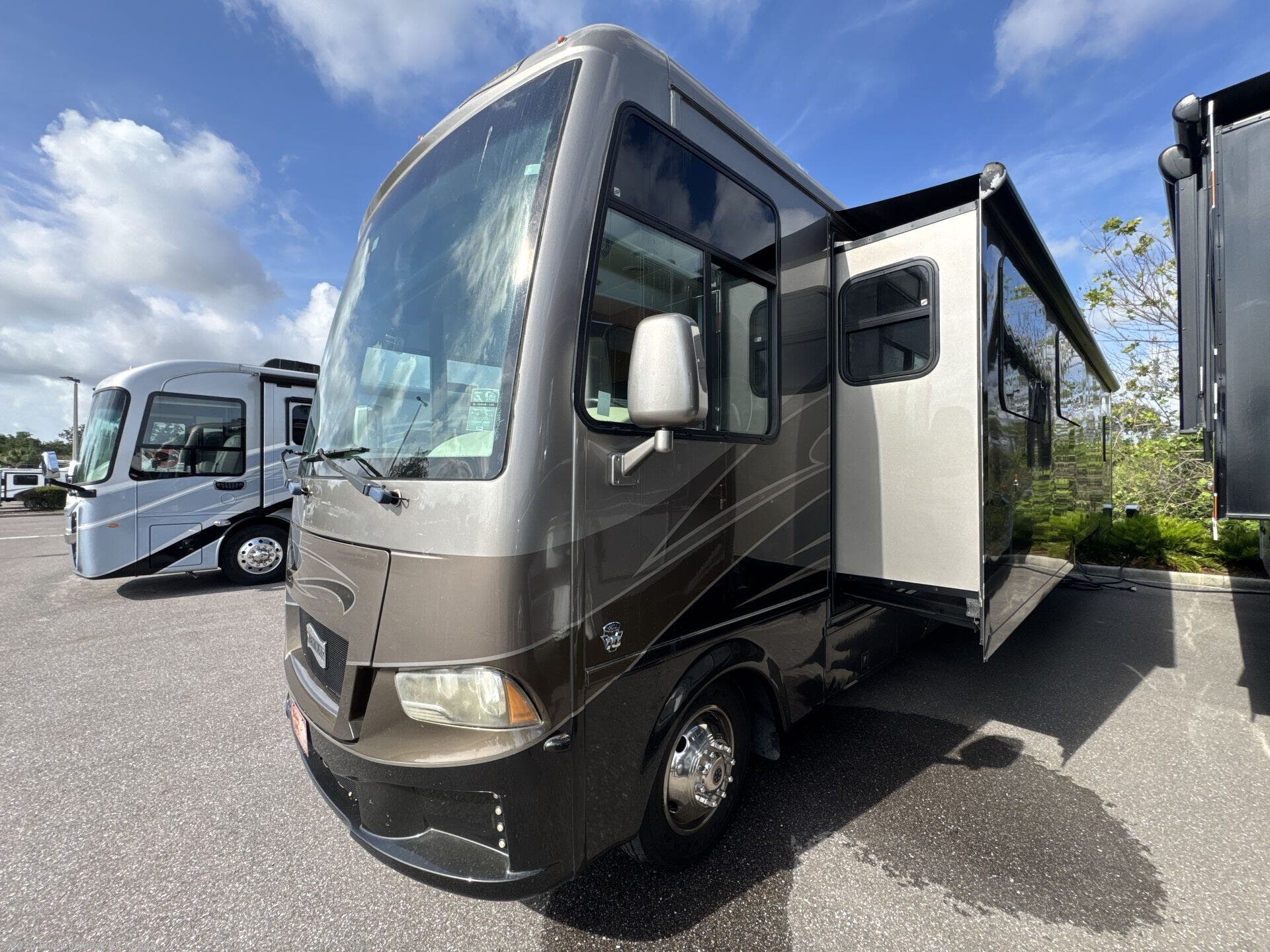 2018 Bay Star Sport 3307 by Newmar from Blue Compass RV Tampa in Dover, Florida