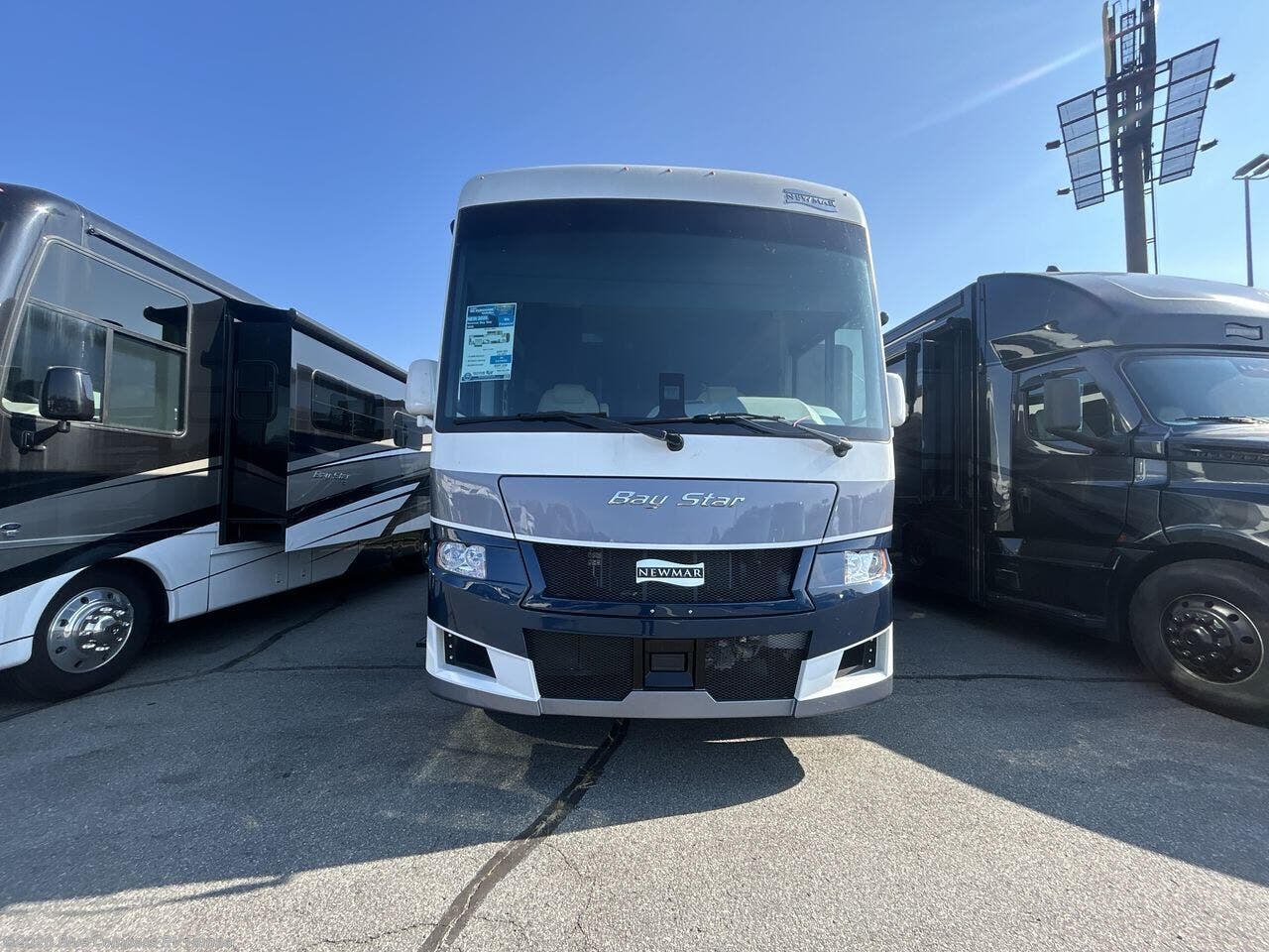 New 2026 Newmar Bay Star 3609 available in Dover, Florida