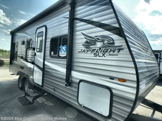 2021 Jayco Jay Flight Slx 8 Wide 212 Qb Rv For Sale In Altoona Ia 50009 103 T17919 Rvusa Com Classifieds