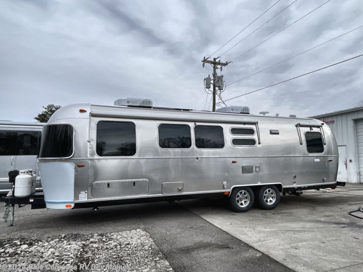 New 2024 Airstream Flying Cloud 30FB Bunk available in Altoona, Iowa