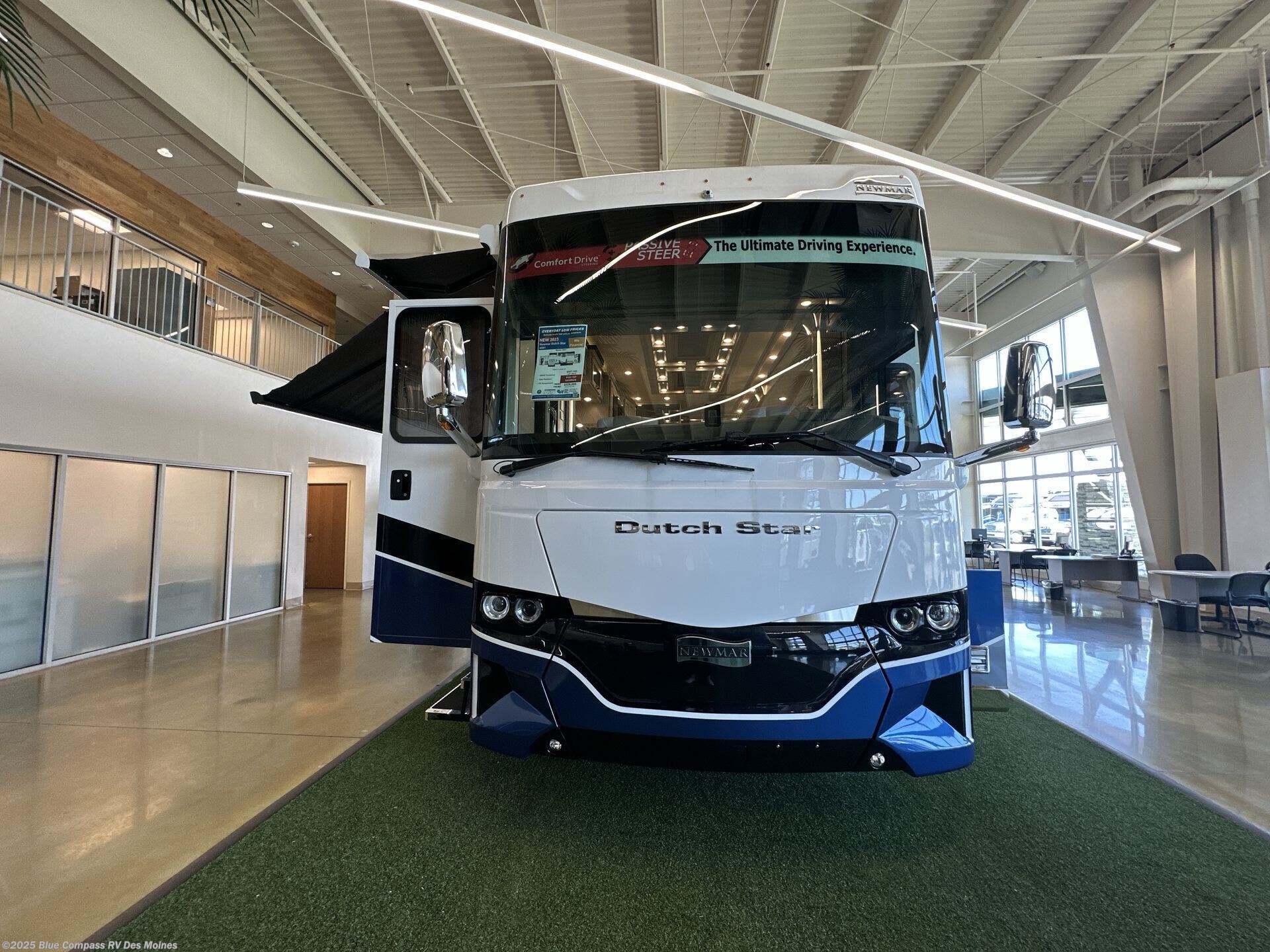 2025 Newmar Dutch Star 4081 RV for Sale in Altoona, IA 50009 M95858