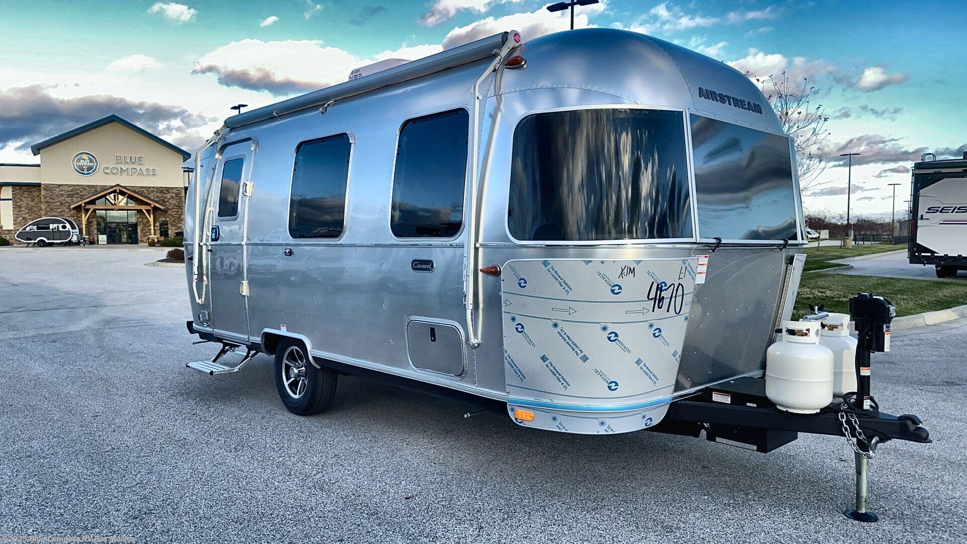 New 2025 Airstream Caravel 22FB available in Altoona, Iowa