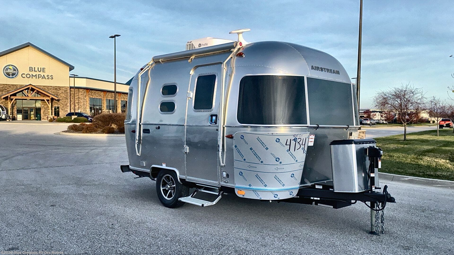 New 2025 Airstream Caravel 16RB available in Altoona, Iowa