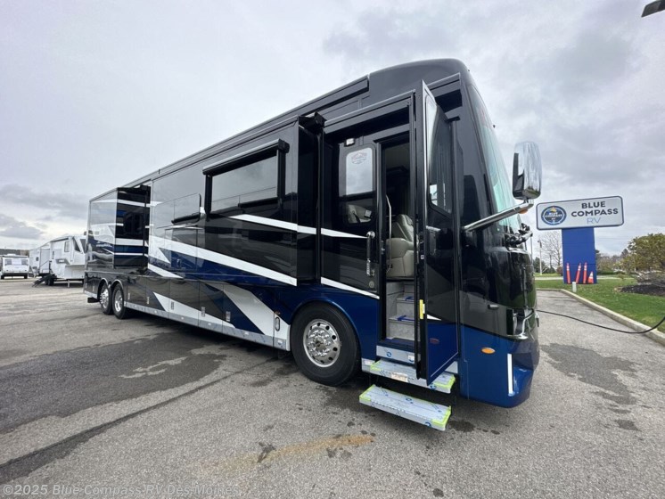 New 2025 Newmar Dutch Star 4369 available in Altoona, Iowa