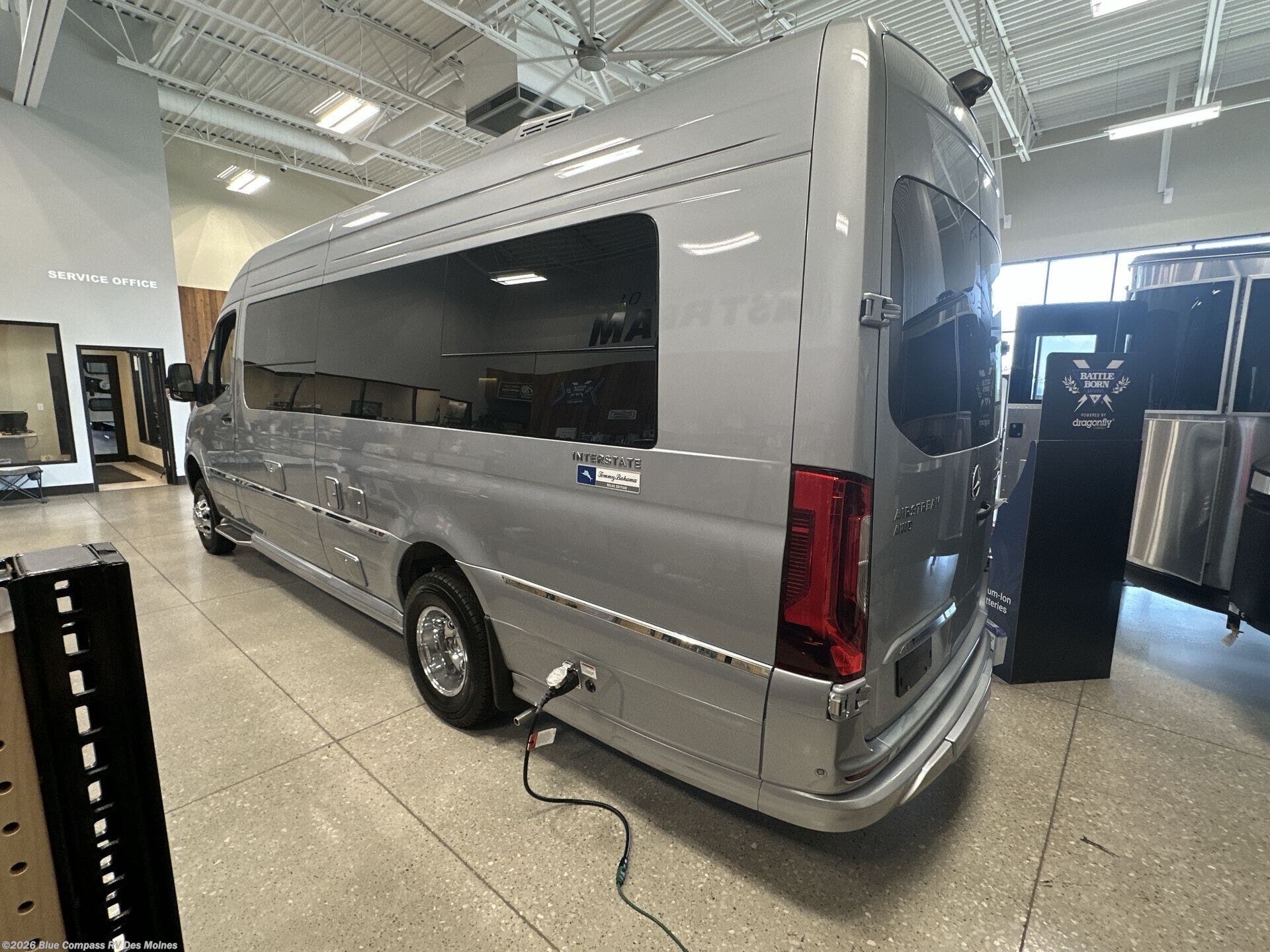 2025 Interstate 24GL Std. Model by Airstream from Blue Compass RV Des Moines in Altoona, Iowa