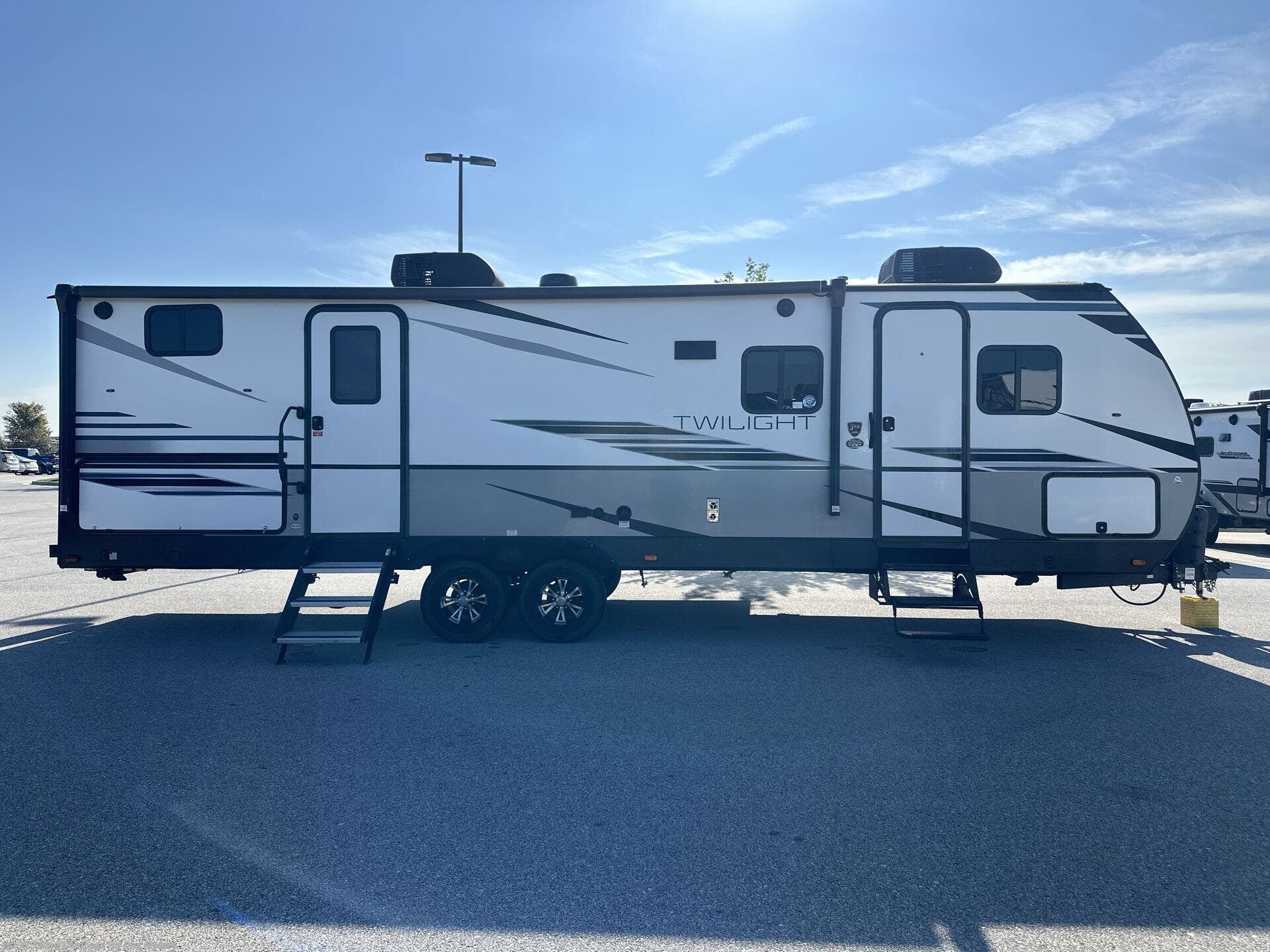 2023 Twilight Signature TWS 2800 by Cruiser RV from Blue Compass RV Des Moines in Altoona, Iowa
