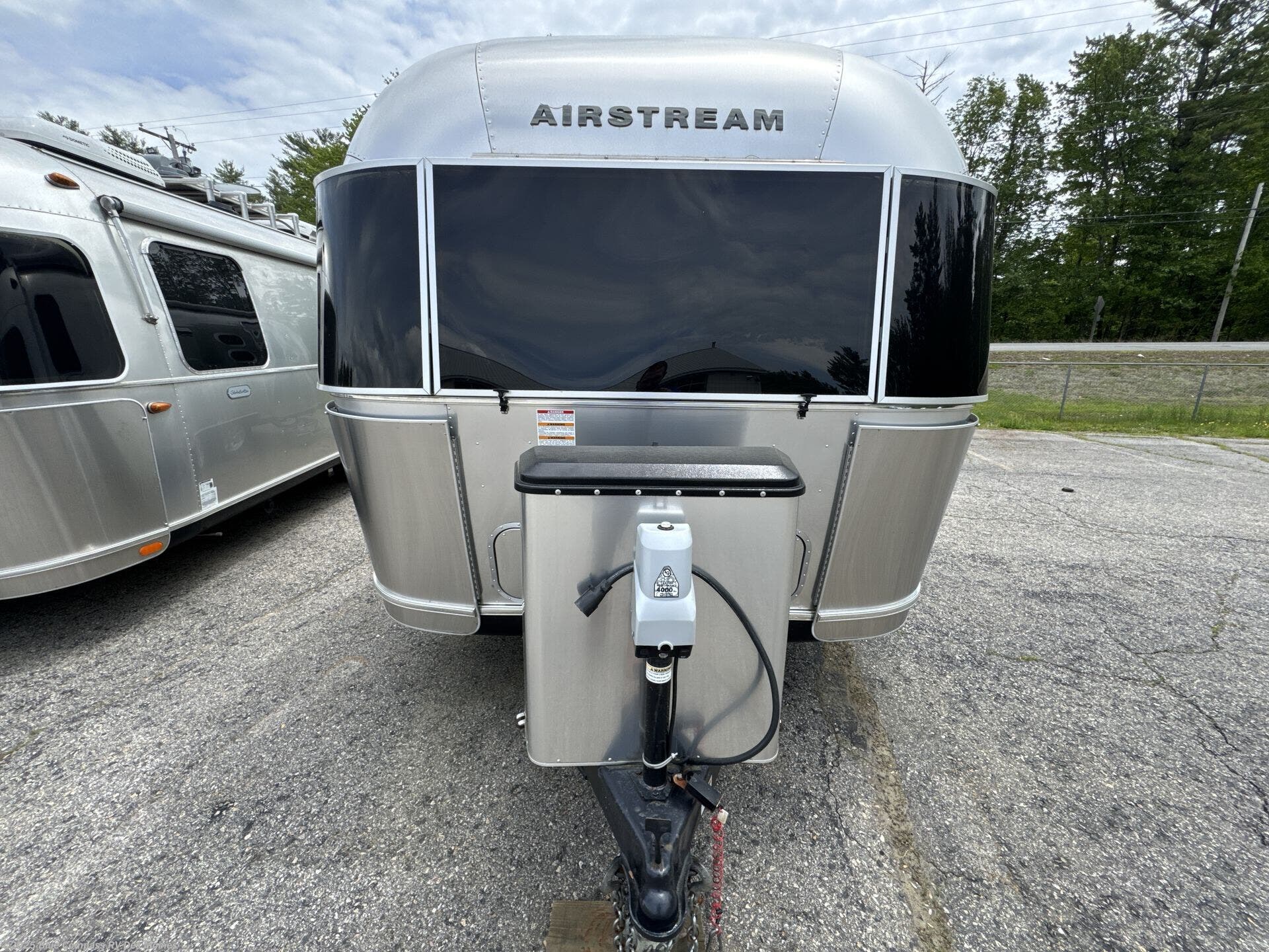 2019 Flying Cloud 25FB Twin by Airstream from Blue Compass RV Des Moines in Altoona, Iowa