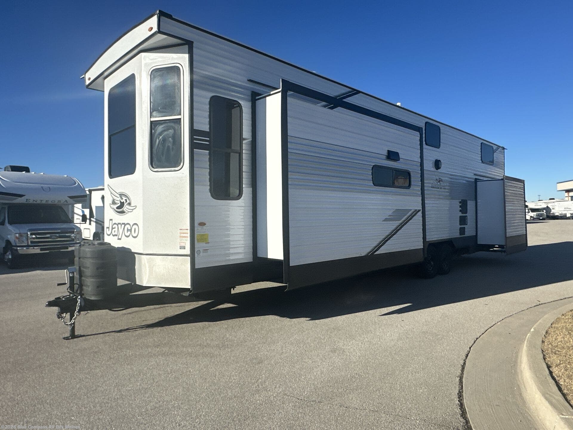 New 2026 Jayco Jay Flight Bungalow 401LOFT DS available in Altoona, Iowa