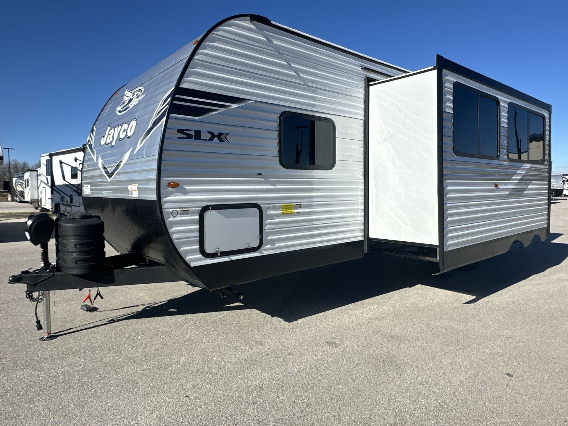 New 2026 Jayco Jay Flight SLX 261BHS available in Altoona, Iowa