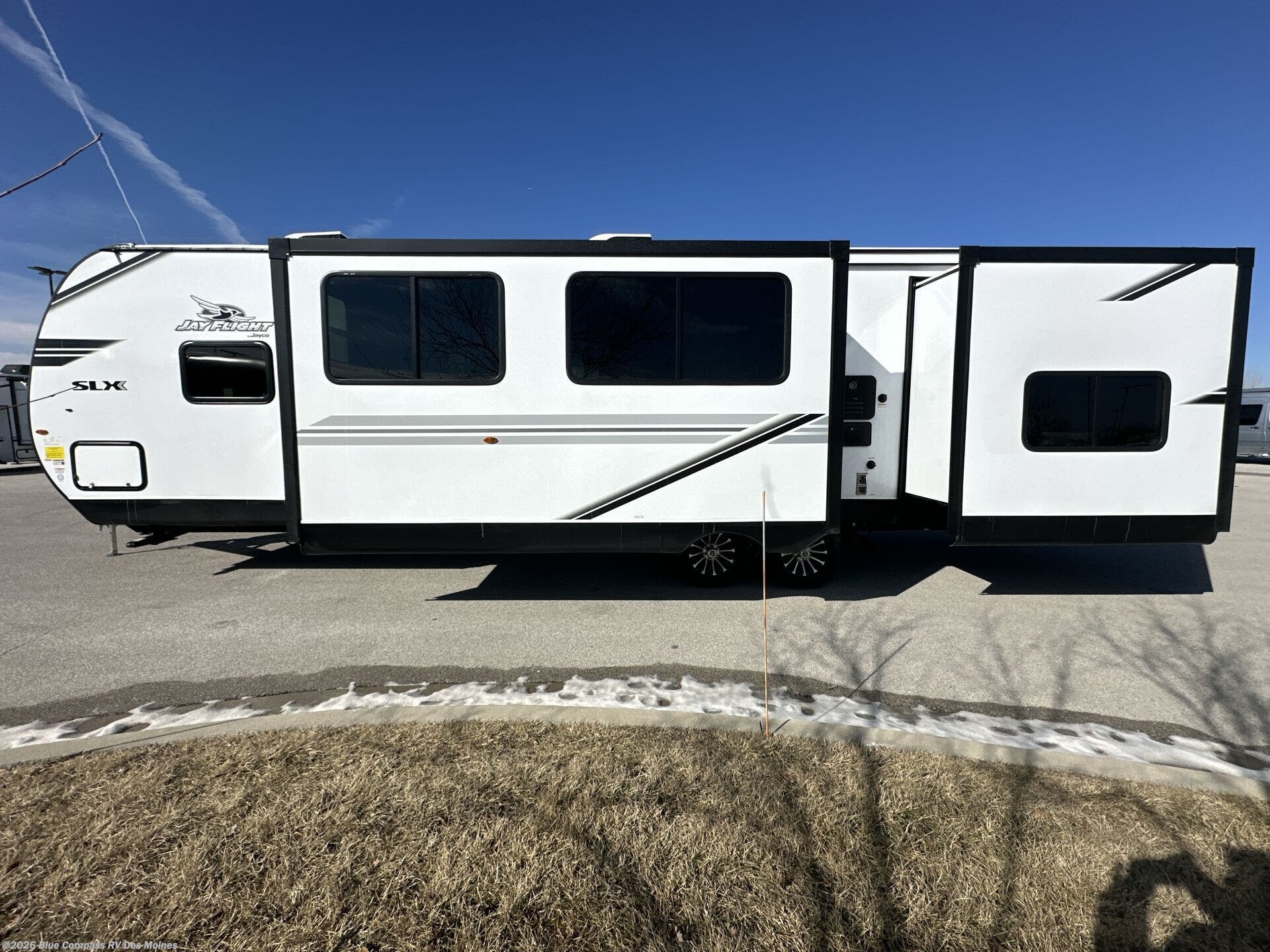 2026 Jay Flight SLX 321BDS by Jayco from Blue Compass RV Des Moines in Altoona, Iowa