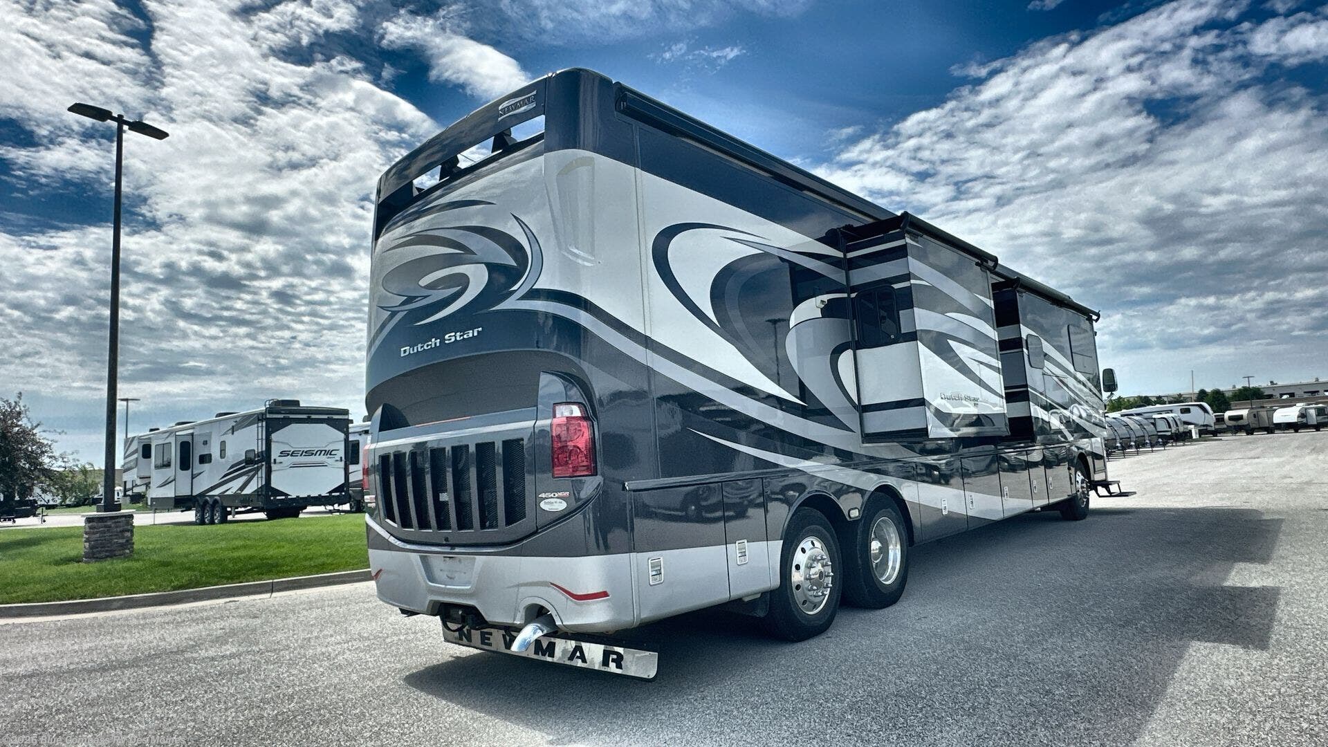 Used 2016 Newmar Dutch Star 4369 available in Altoona, Iowa