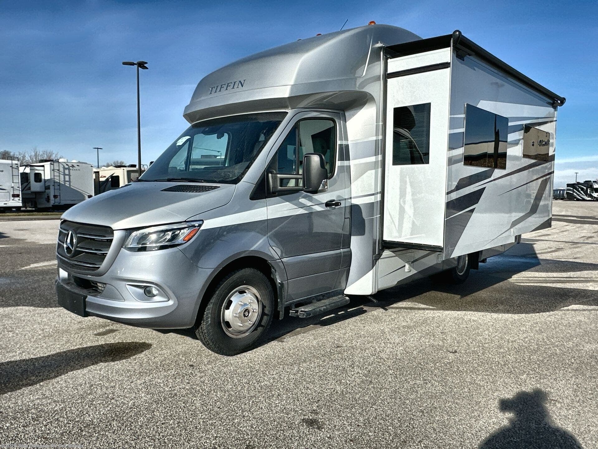 New 2026 Tiffin Wayfarer 25 XRW available in Altoona, Iowa