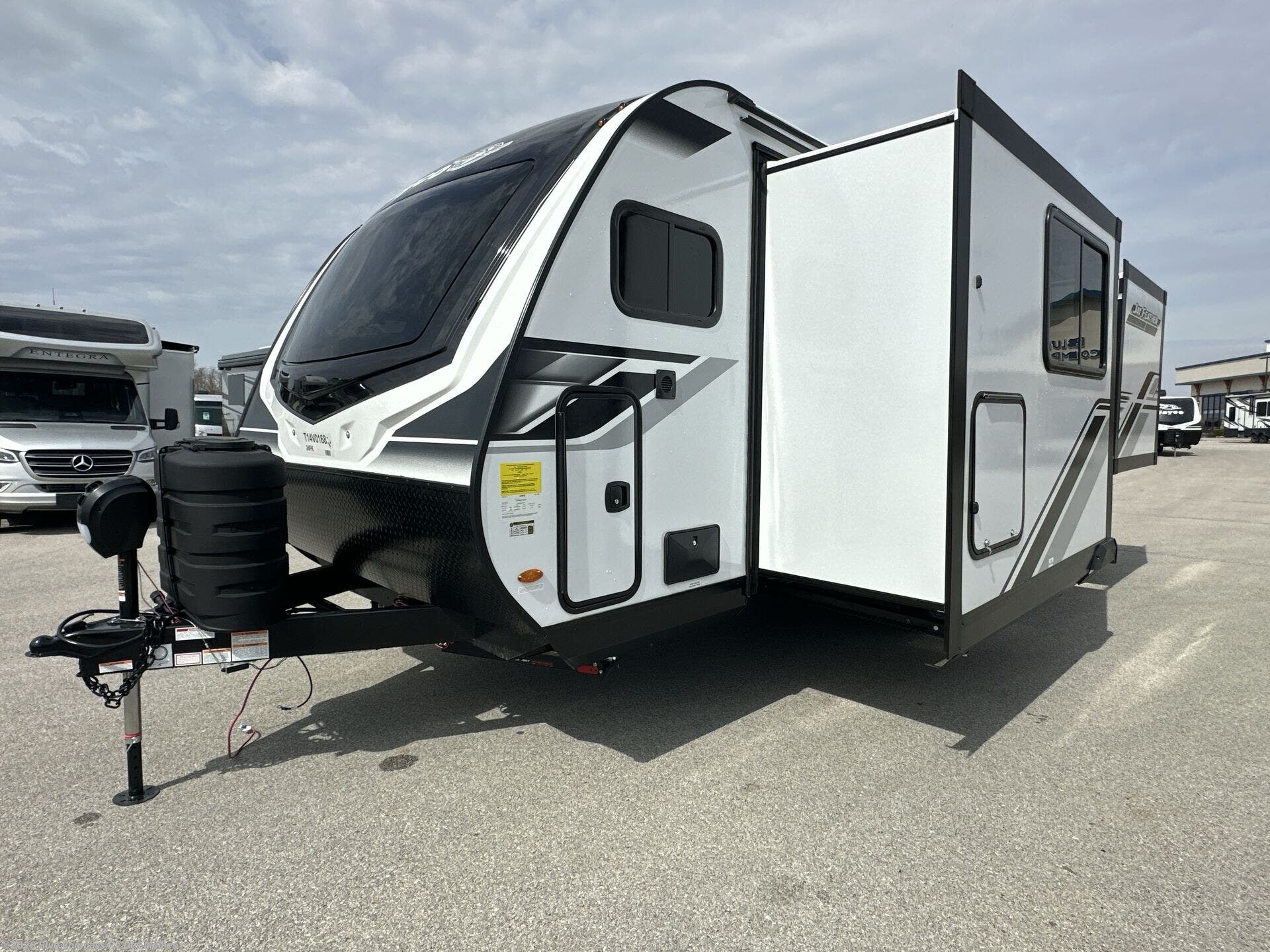 New 2026 Jayco Jay Feather 24FK available in Altoona, Iowa