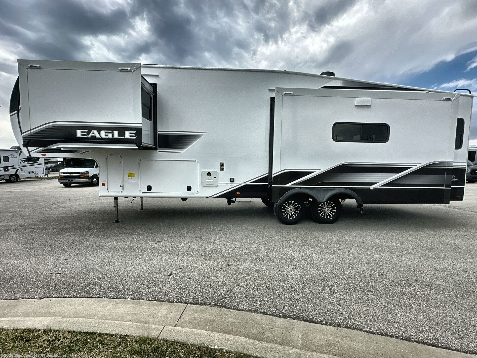 2026 Eagle 321RSTS by Jayco from Blue Compass RV Des Moines in Altoona, Iowa