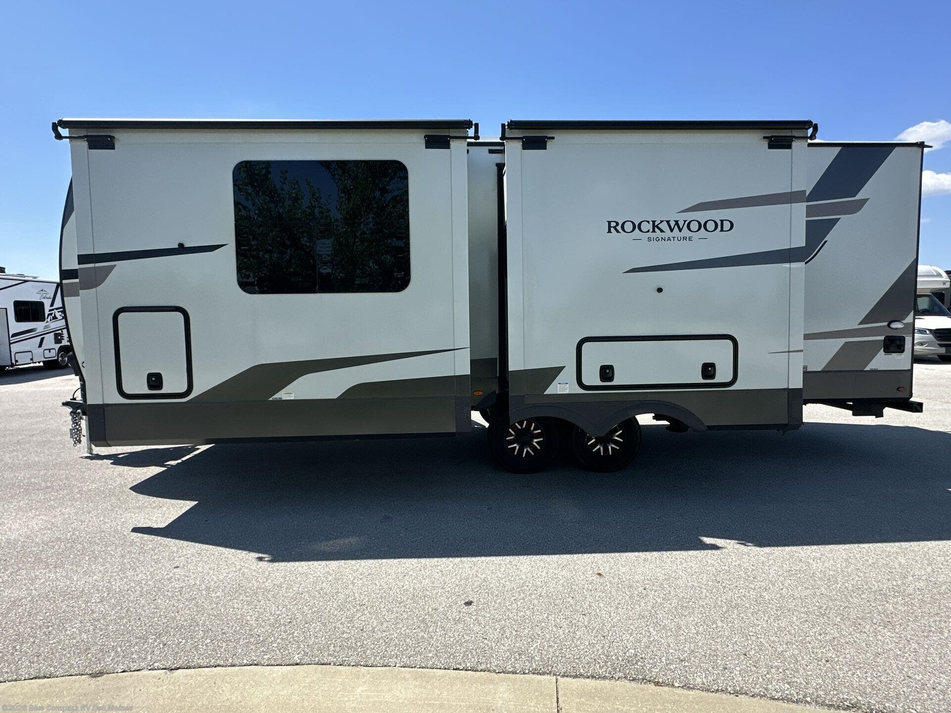 2026 Rockwood Signature 8263MBR by Forest River from Blue Compass RV Des Moines in Altoona, Iowa