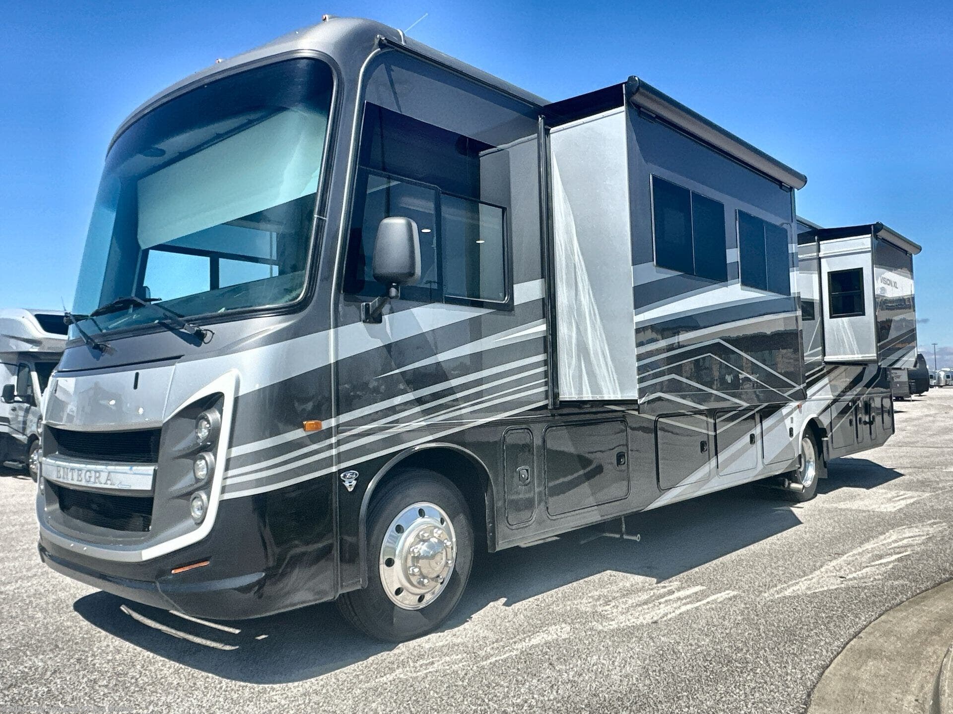 New 2026 Entegra Coach Vision XL 36C available in Altoona, Iowa