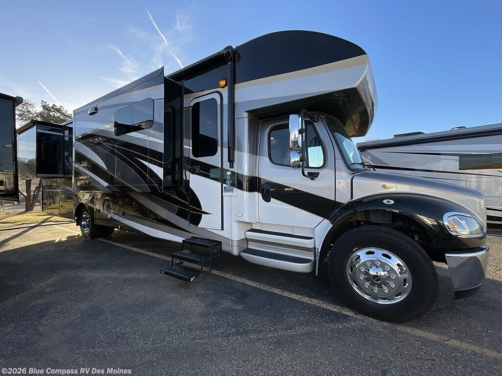 2018 Miscellaneous Unknown Unknown 37TS - Used Super C For Sale by Blue Compass RV Des Moines in Altoona, Iowa
