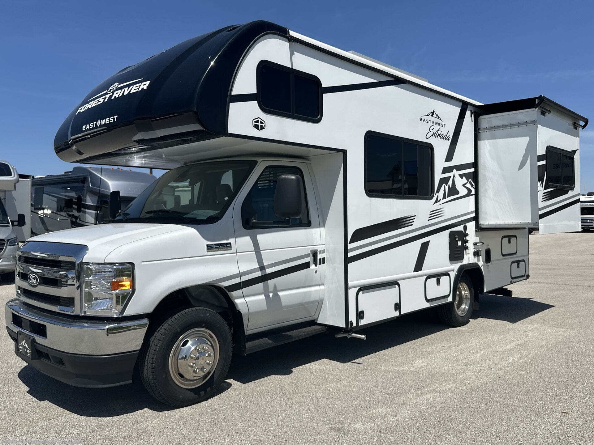 New 2026 East to West Entrada 2200S available in Altoona, Iowa