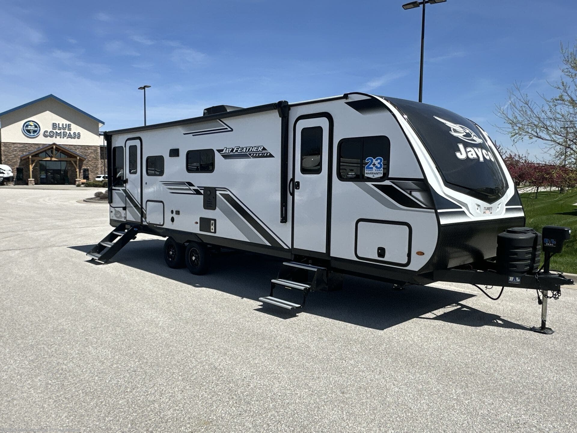 2026 Jay Feather 26RL by Jayco from Blue Compass RV Des Moines in Altoona, Iowa