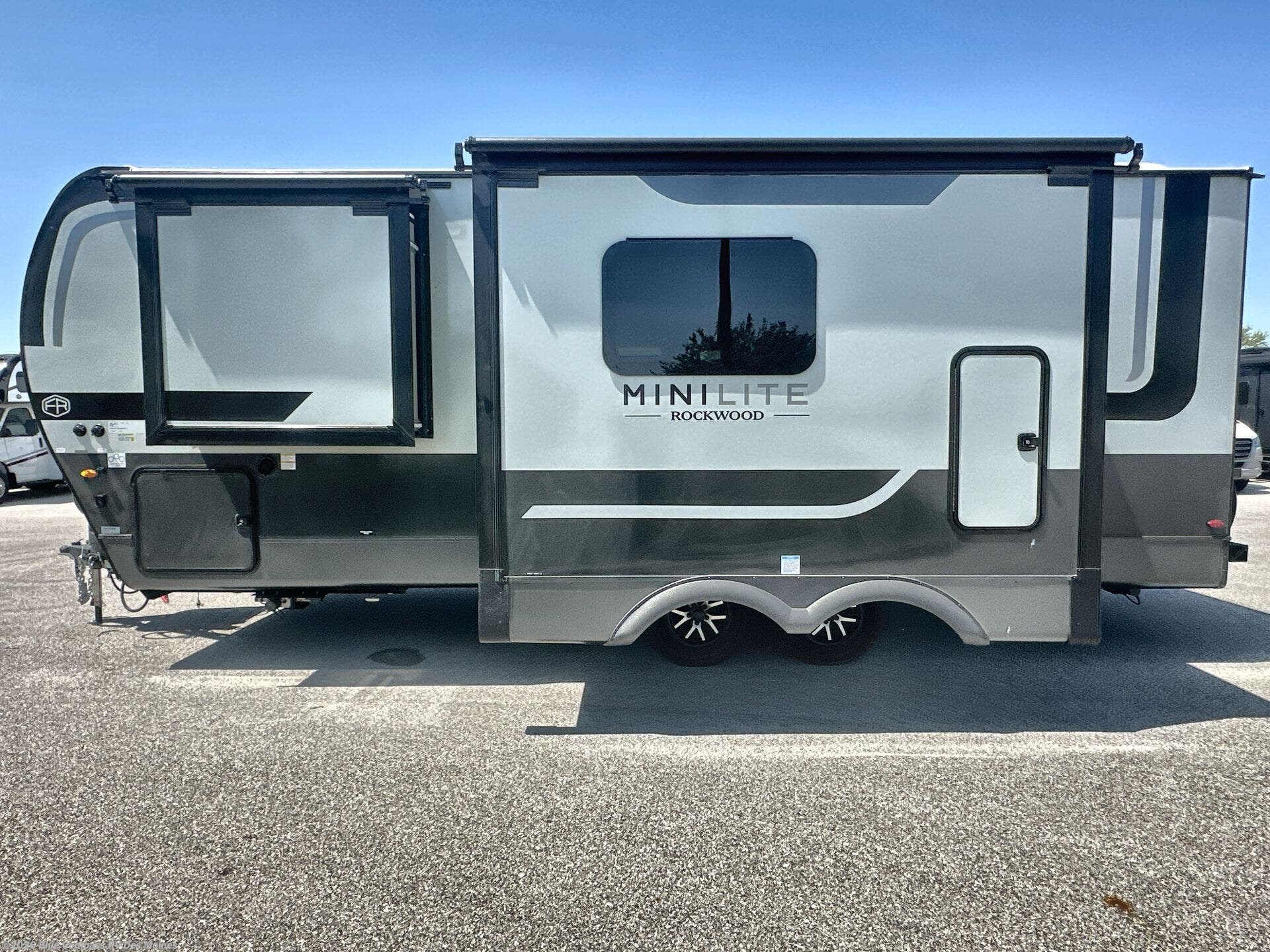 2026 Rockwood Mini Lite 2511S by Forest River from Blue Compass RV Des Moines in Altoona, Iowa