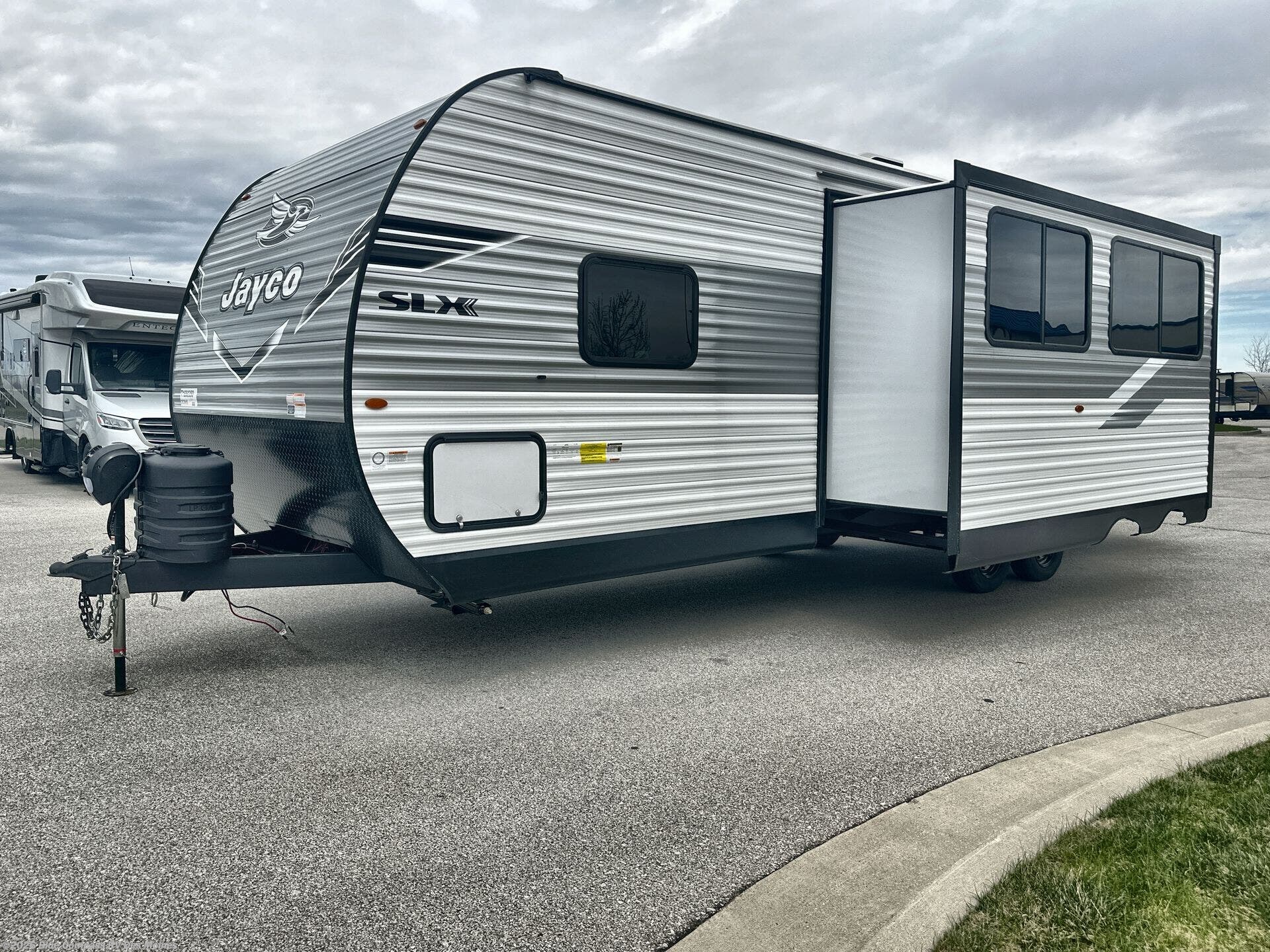 New 2026 Jayco Jay Flight SLX 263BHS available in Altoona, Iowa