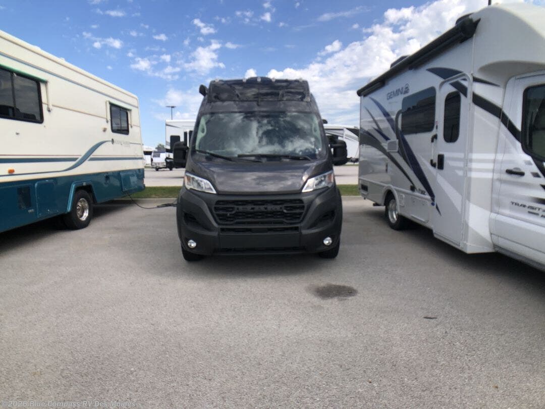 2024 Rangeline Std. Model by Airstream from Blue Compass RV Des Moines in Altoona, Iowa