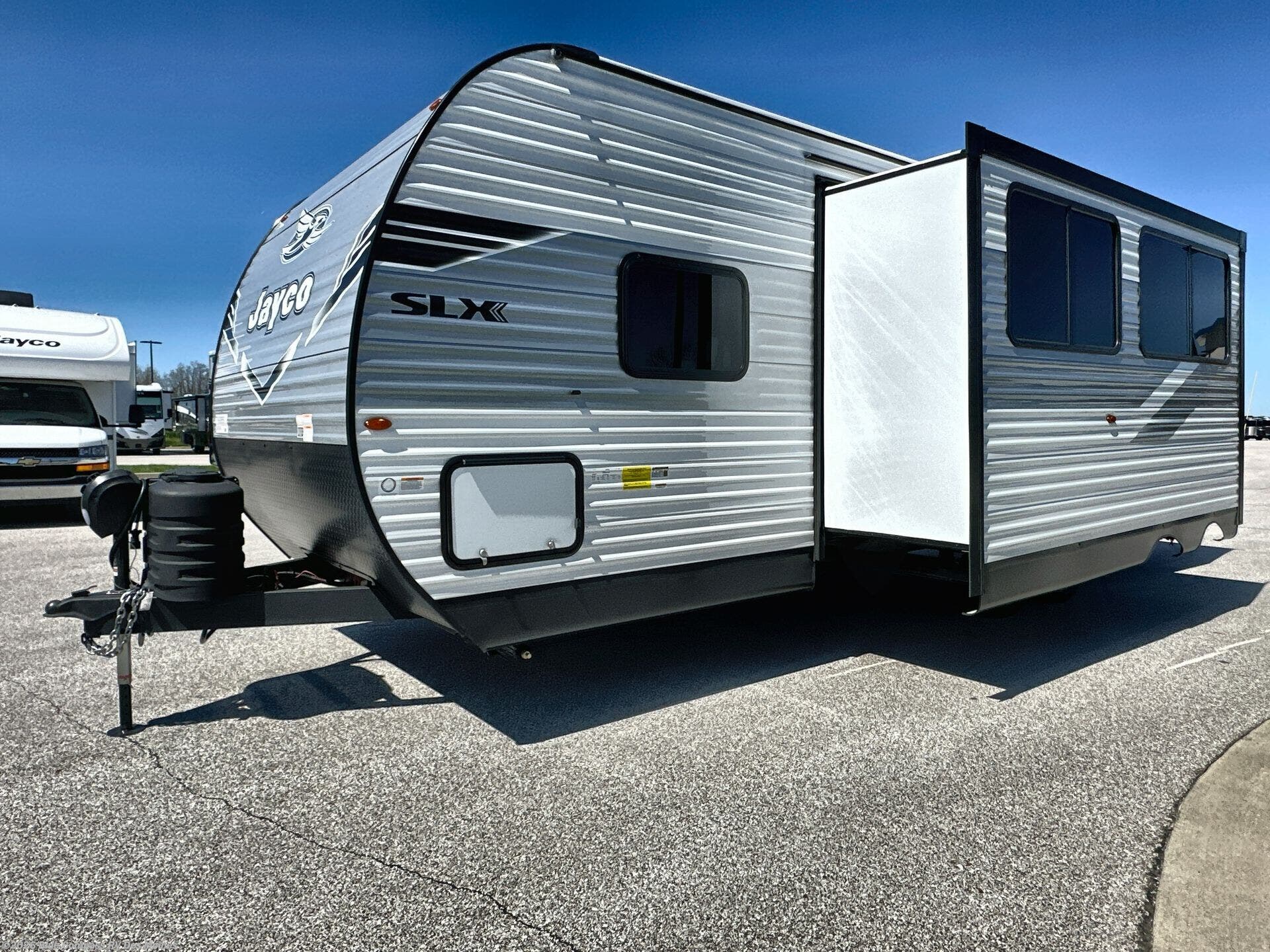 New 2026 Jayco Jay Flight SLX 261BHS available in Altoona, Iowa