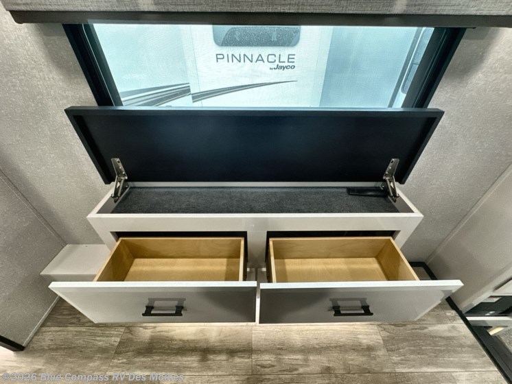Pinnacle Rv Front Compartment 2026 Jayco Pinnacle 38FBRK RV for Sale in Altoona, IA 50009 | T140303 ...