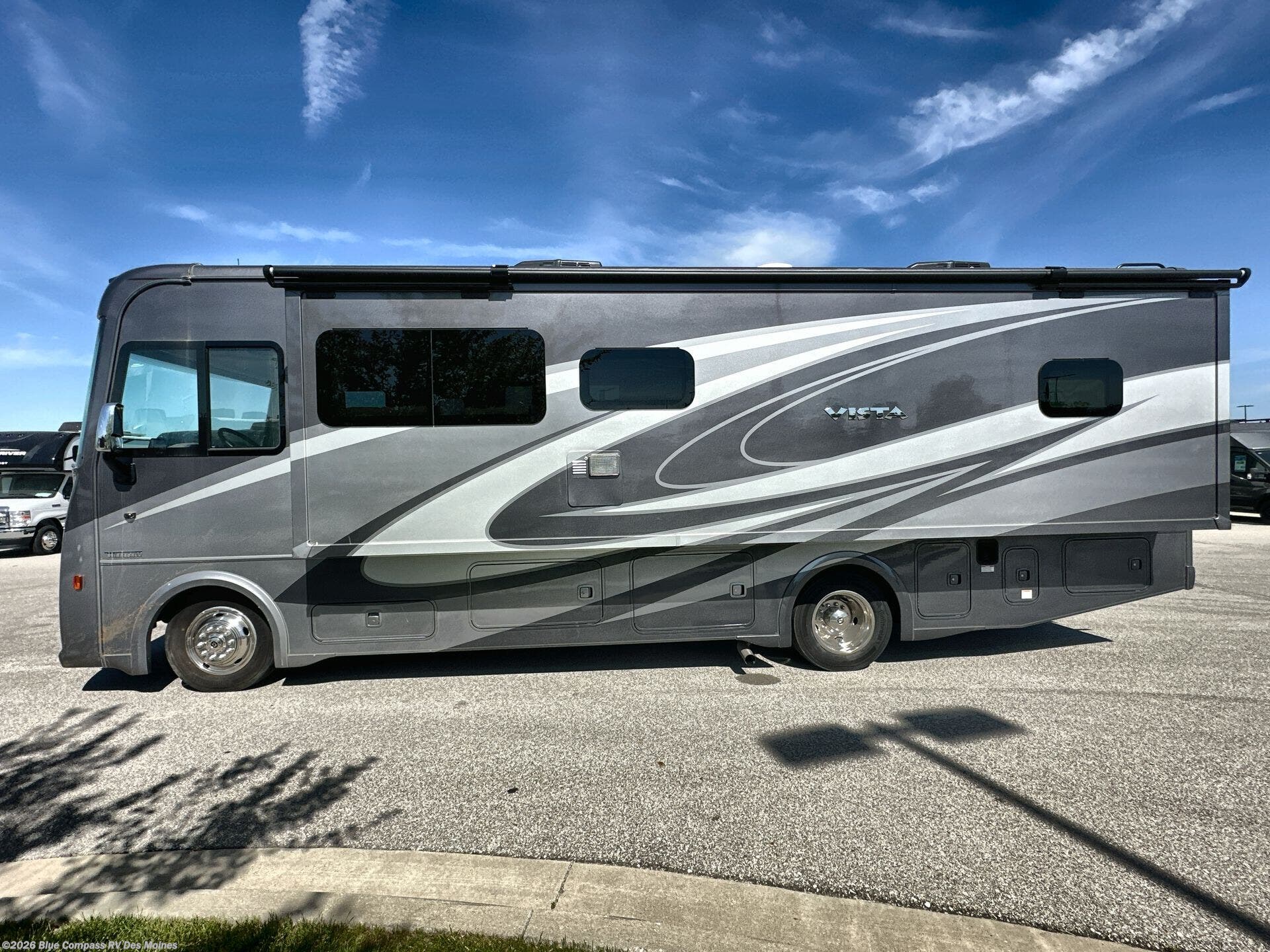 2024 Vista 29V by Winnebago from Blue Compass RV Des Moines in Altoona, Iowa
