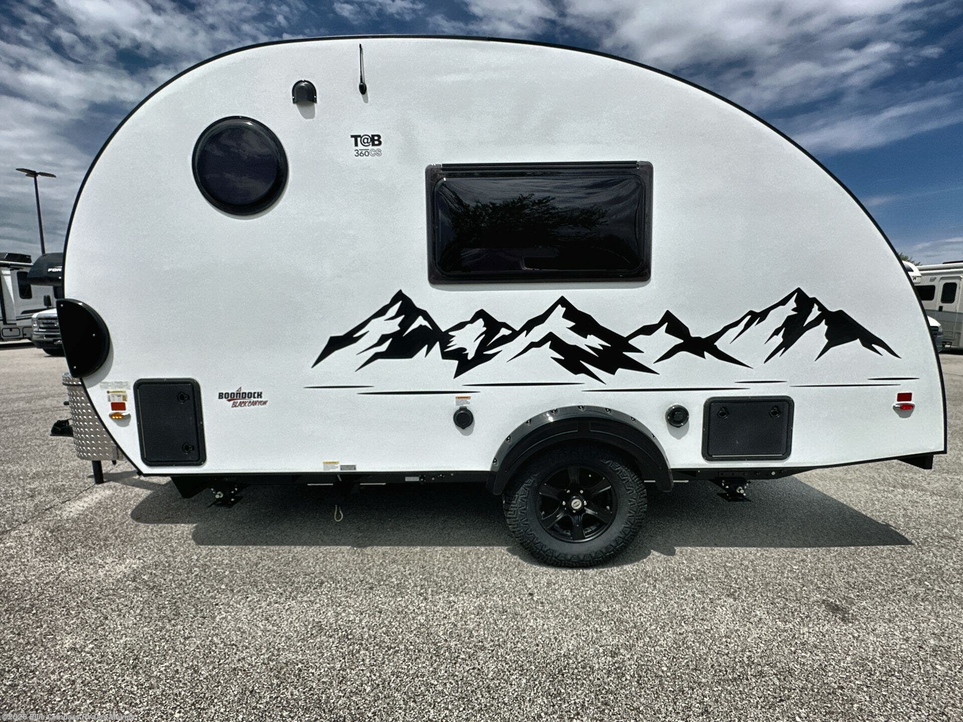 2026 TAB 360 CS Black Canyon by NuCamp from Blue Compass RV Des Moines in Altoona, Iowa