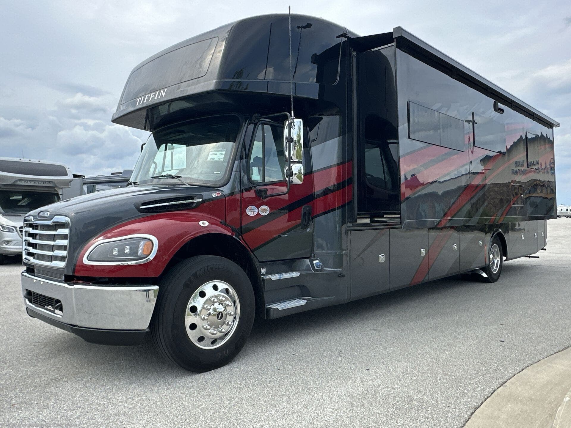 New 2027 Tiffin Allegro Bay 38 BB available in Altoona, Iowa