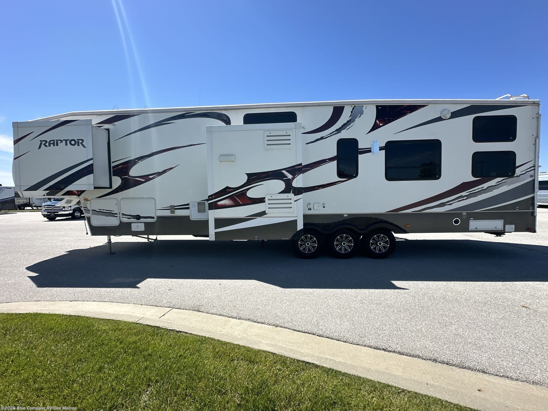 2011 Miscellaneous Unknown Unknown 3912 - Used Toy Hauler For Sale by Blue Compass RV Des Moines in Altoona, Iowa